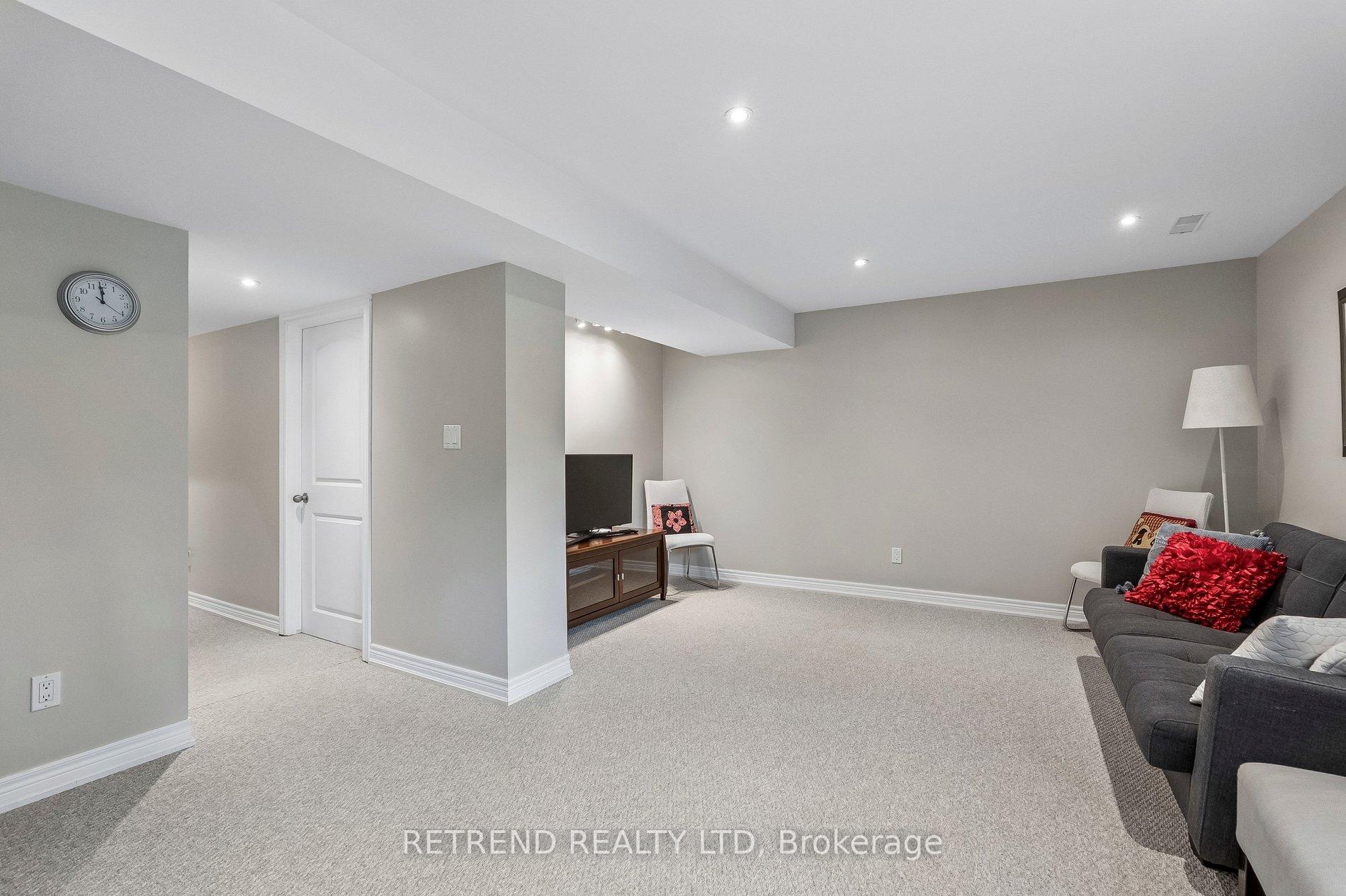 Photo 30 of 73 Videl Crescent N, St. Catharines, Grapeview — HOMEH