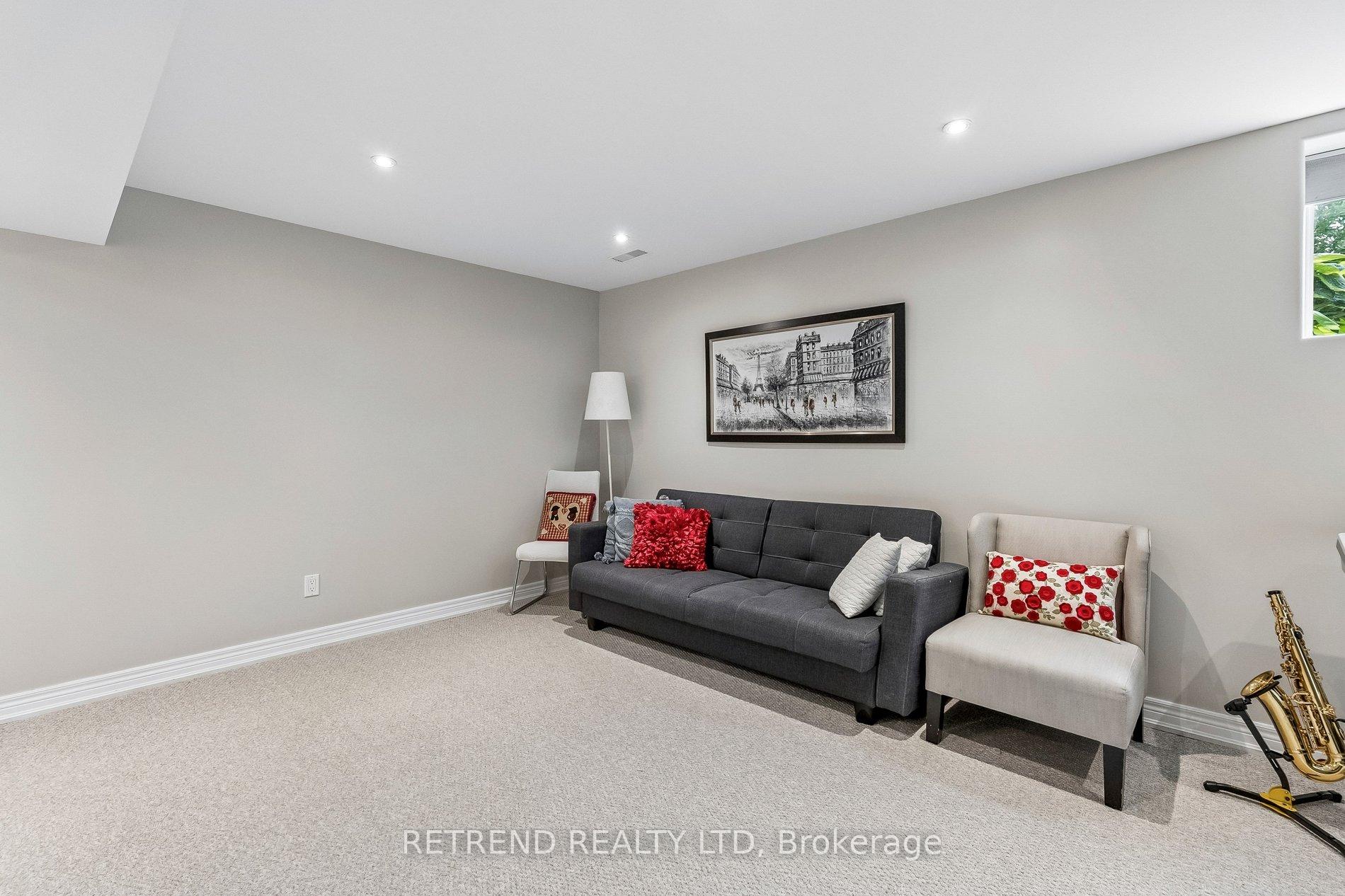 Photo 32 of 73 Videl Crescent N, St. Catharines, Grapeview — HOMEH