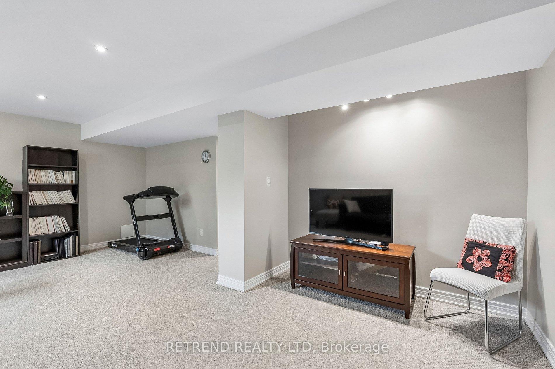 Photo 34 of 73 Videl Crescent N, St. Catharines, Grapeview — HOMEH