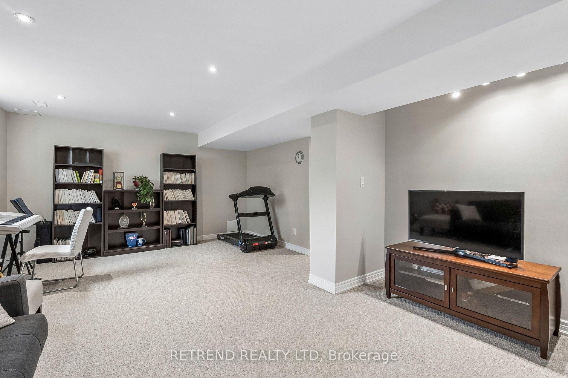 Photo 35 of 73 Videl Crescent N, St. Catharines, Grapeview — HOMEH