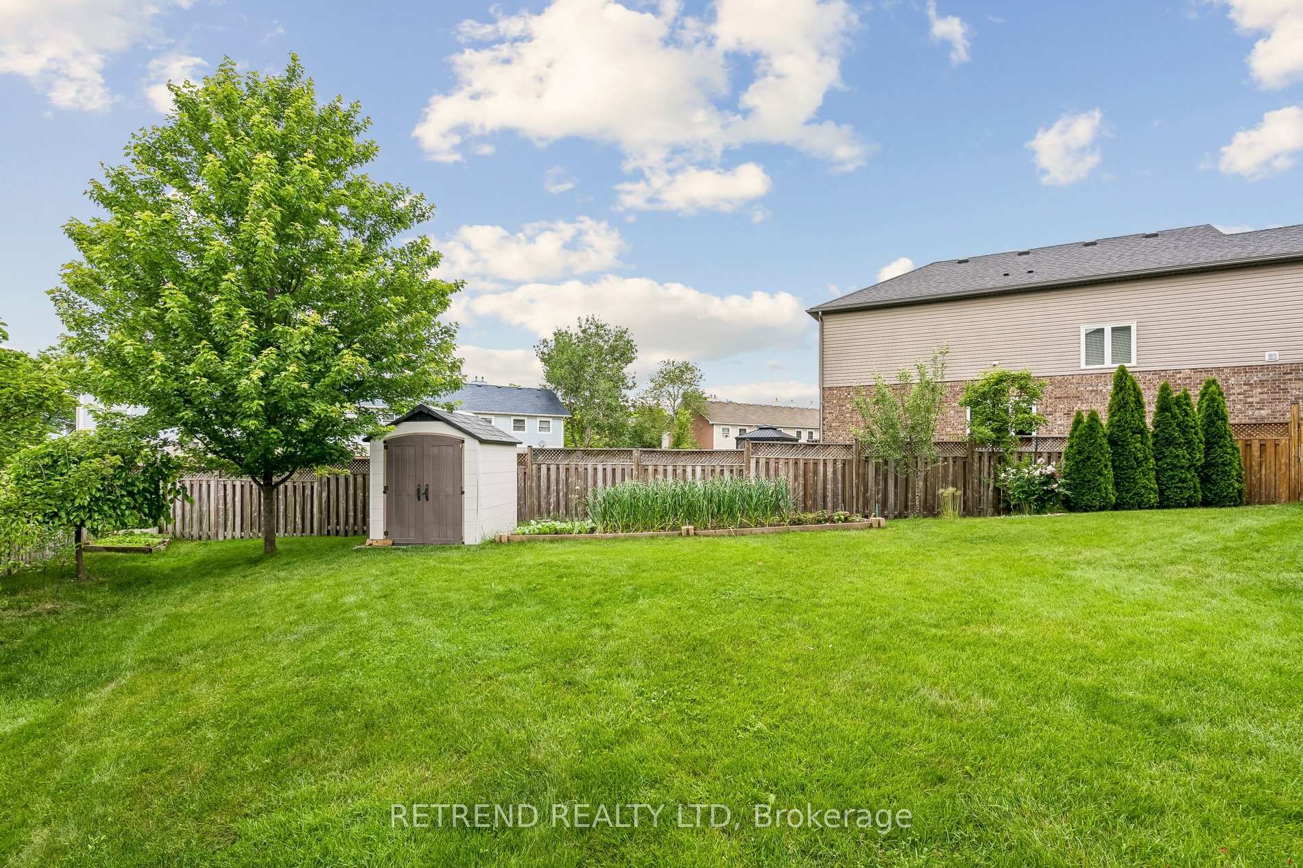 Photo 39 of 73 Videl Crescent N, St. Catharines, Grapeview — HOMEH