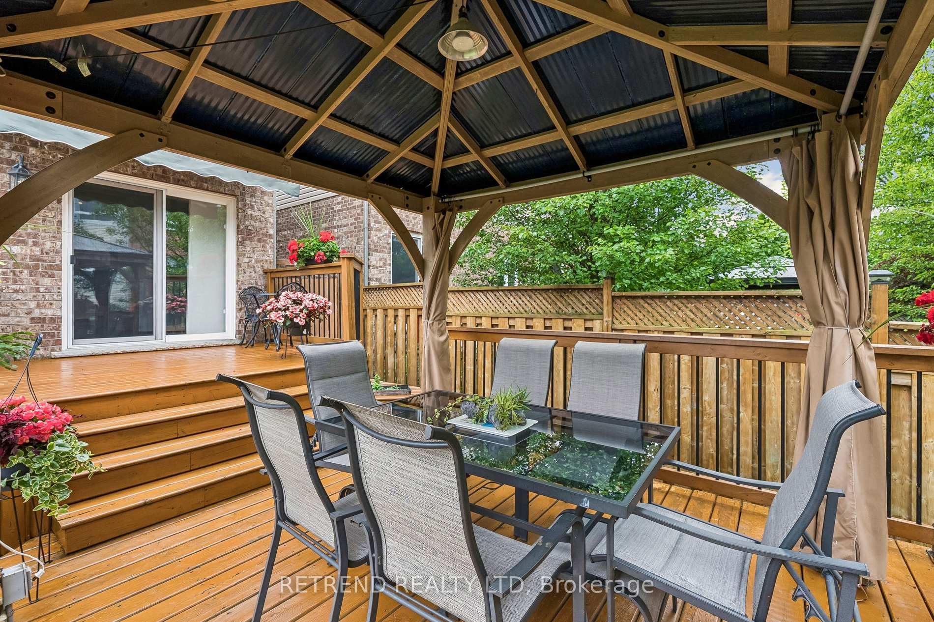 Photo 43 of 73 Videl Crescent N, St. Catharines, Grapeview — HOMEH