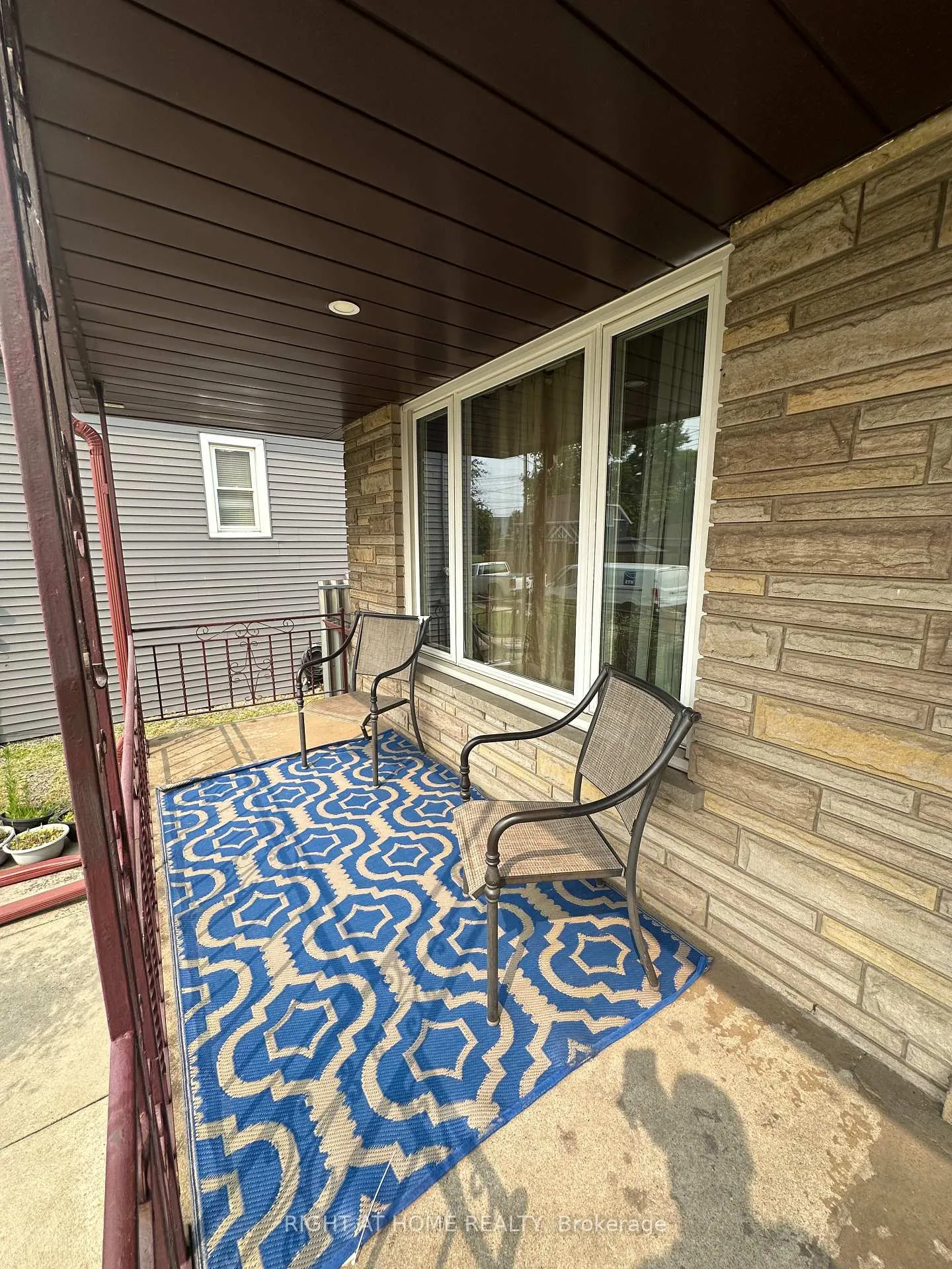 Photo 4 of 816 Dunn Avenue N, Hamilton, Parkview — HOMEH