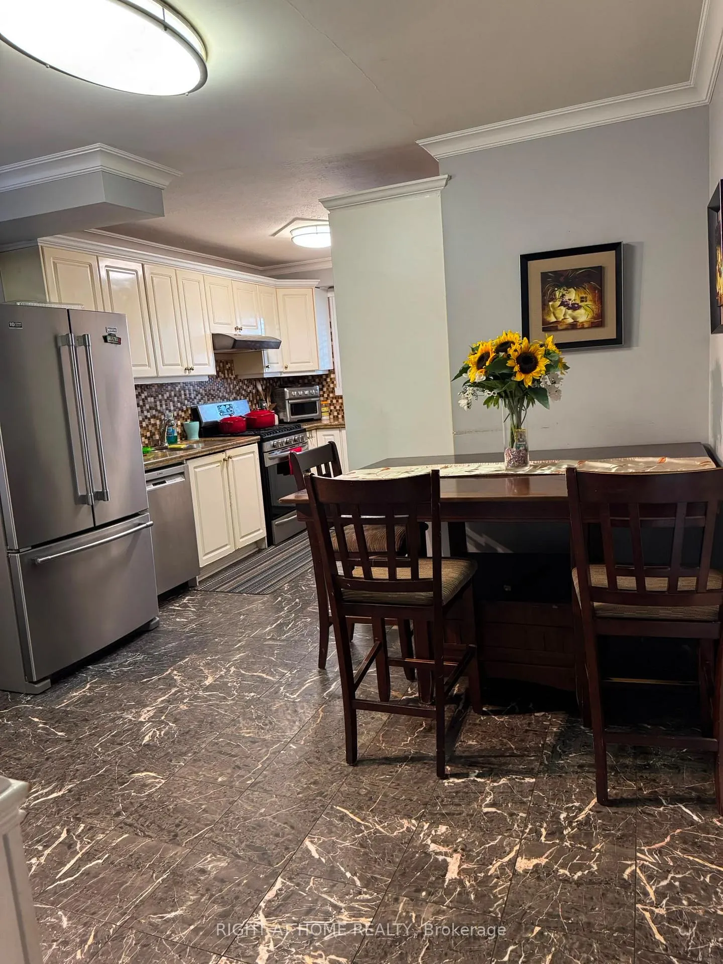 Photo 14 of 816 Dunn Avenue N, Hamilton, Parkview — HOMEH
