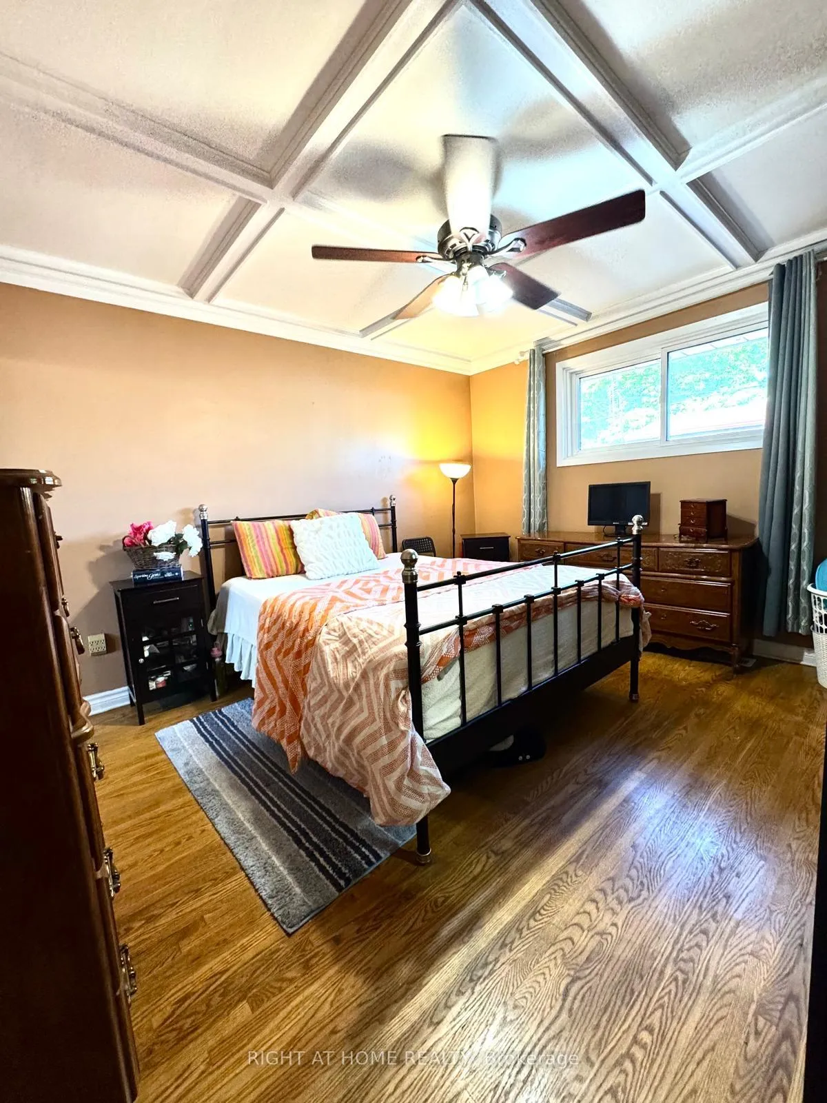 Photo 22 of 816 Dunn Avenue N, Hamilton, Parkview — HOMEH