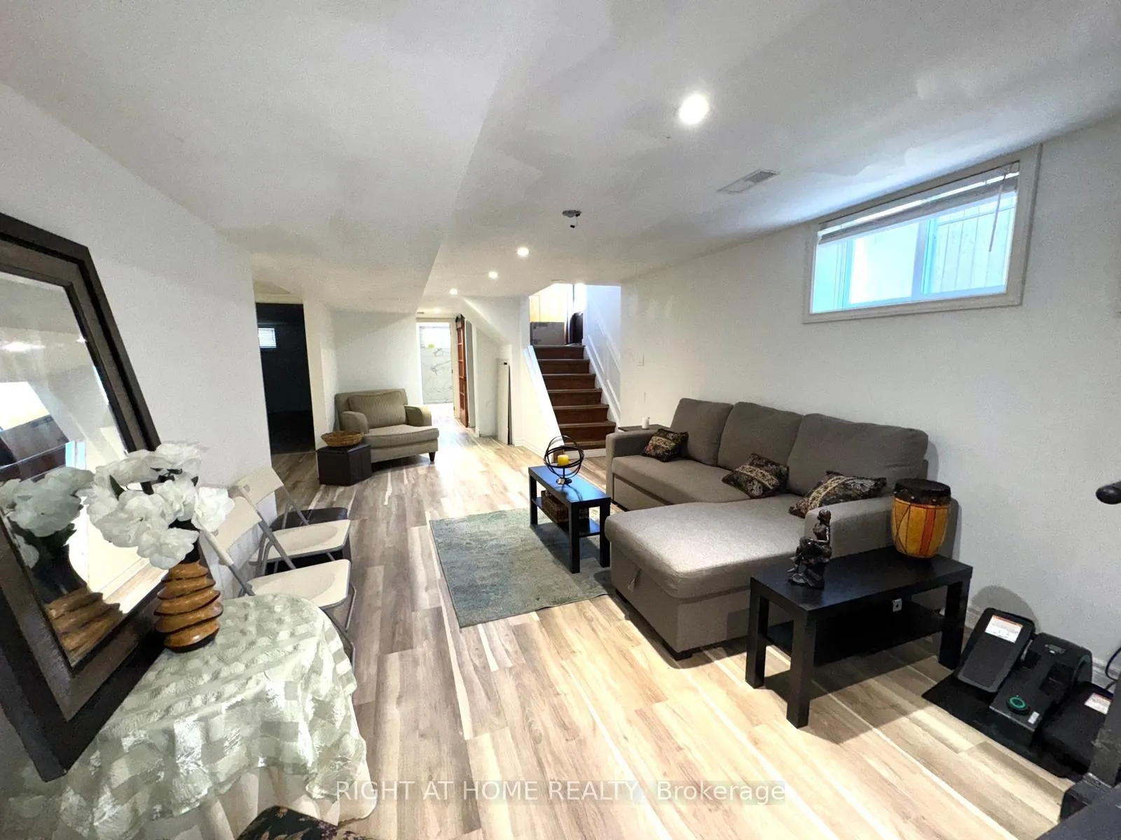 Photo 36 of 816 Dunn Avenue N, Hamilton, Parkview — HOMEH