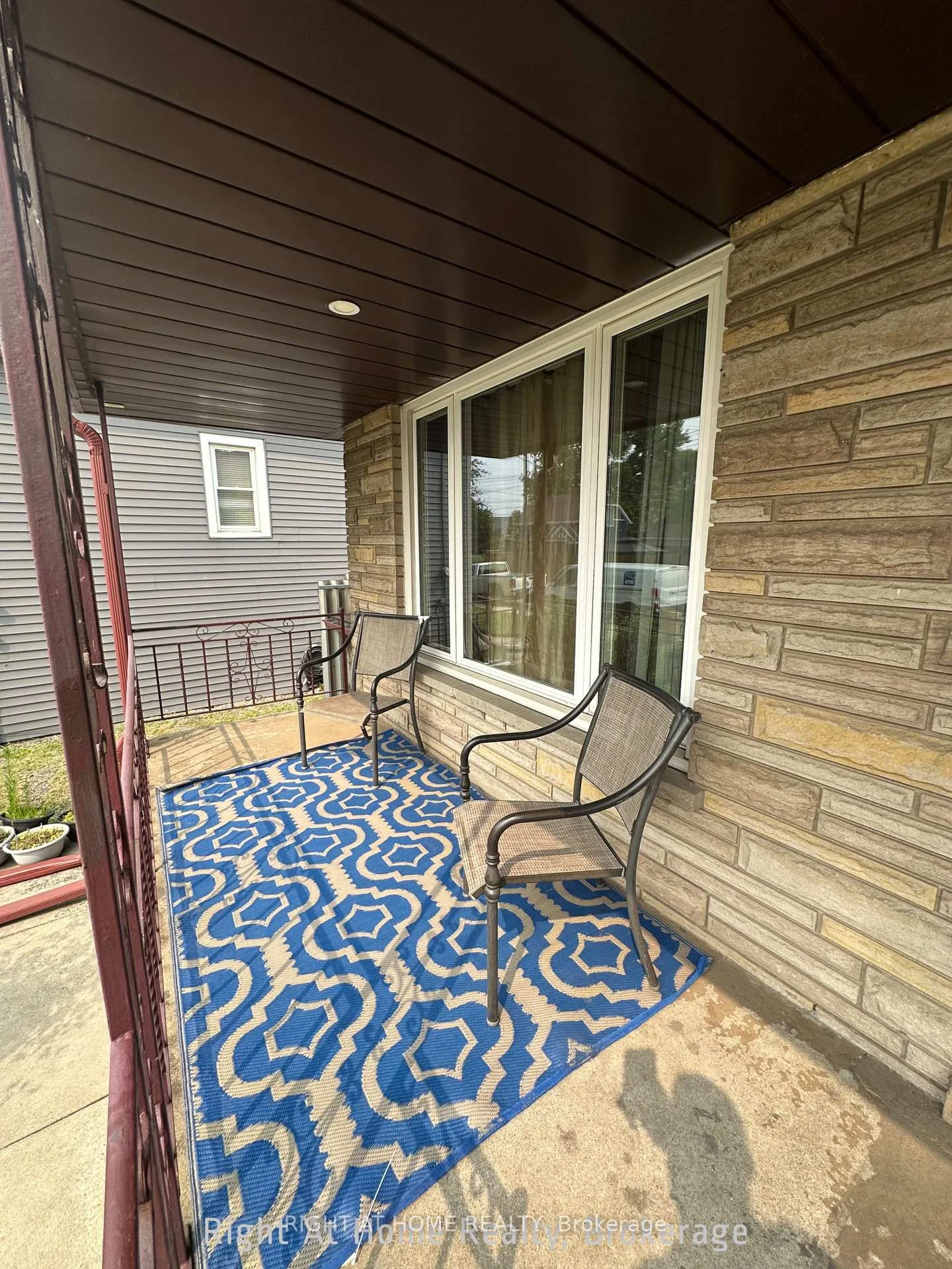 Photo 5 of 816 Dunn Avenue N, Hamilton, Parkview — HOMEH