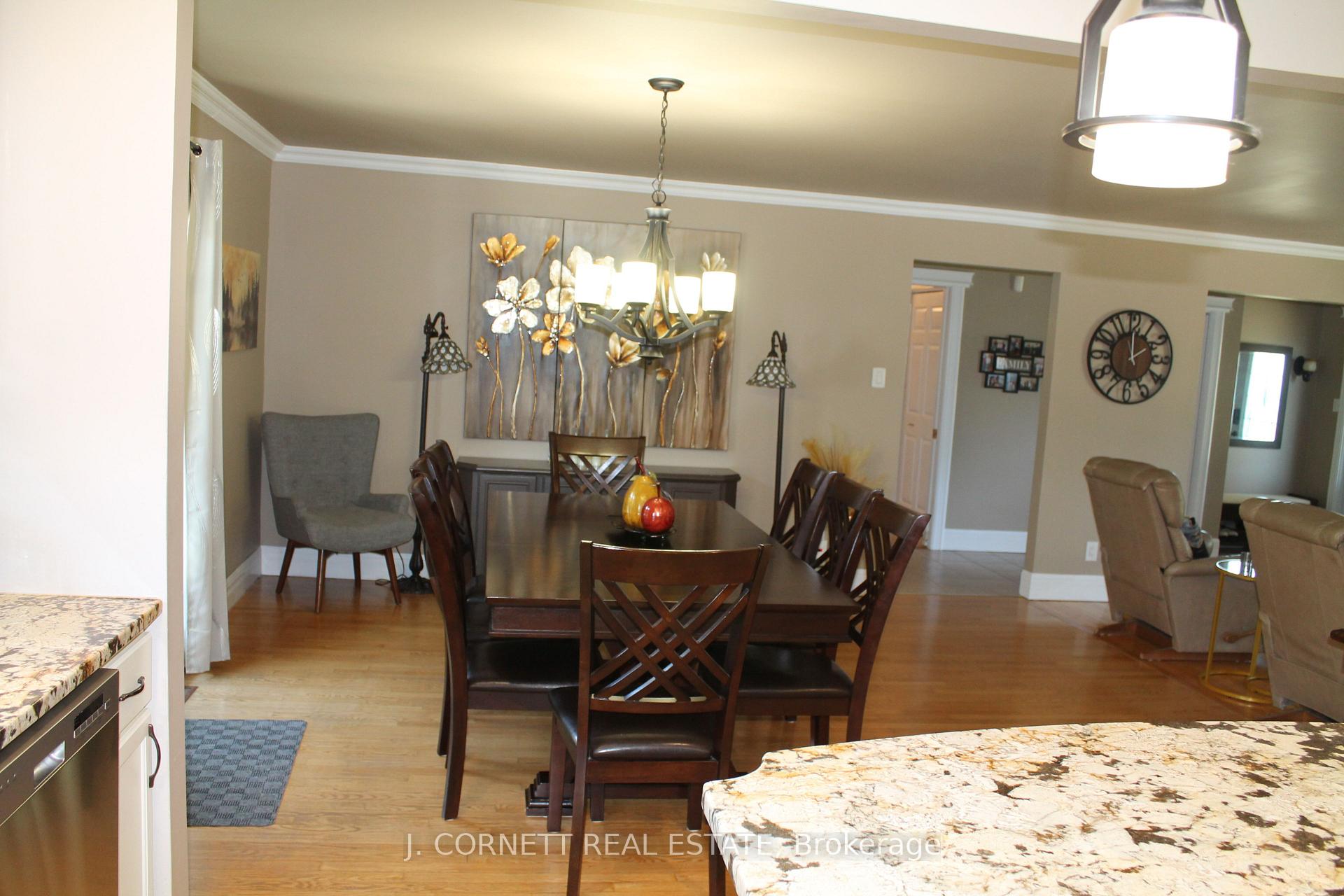 Photo 14 of 3270 Sunnyview Avenue N, Cornwall — HOMEH