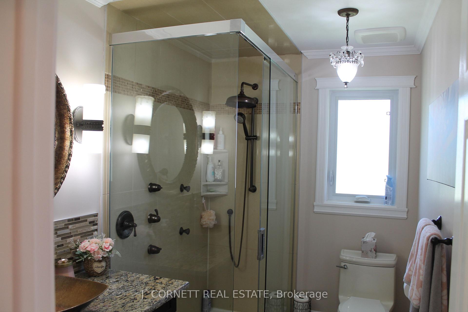 Photo 18 of 3270 Sunnyview Avenue N, Cornwall — HOMEH