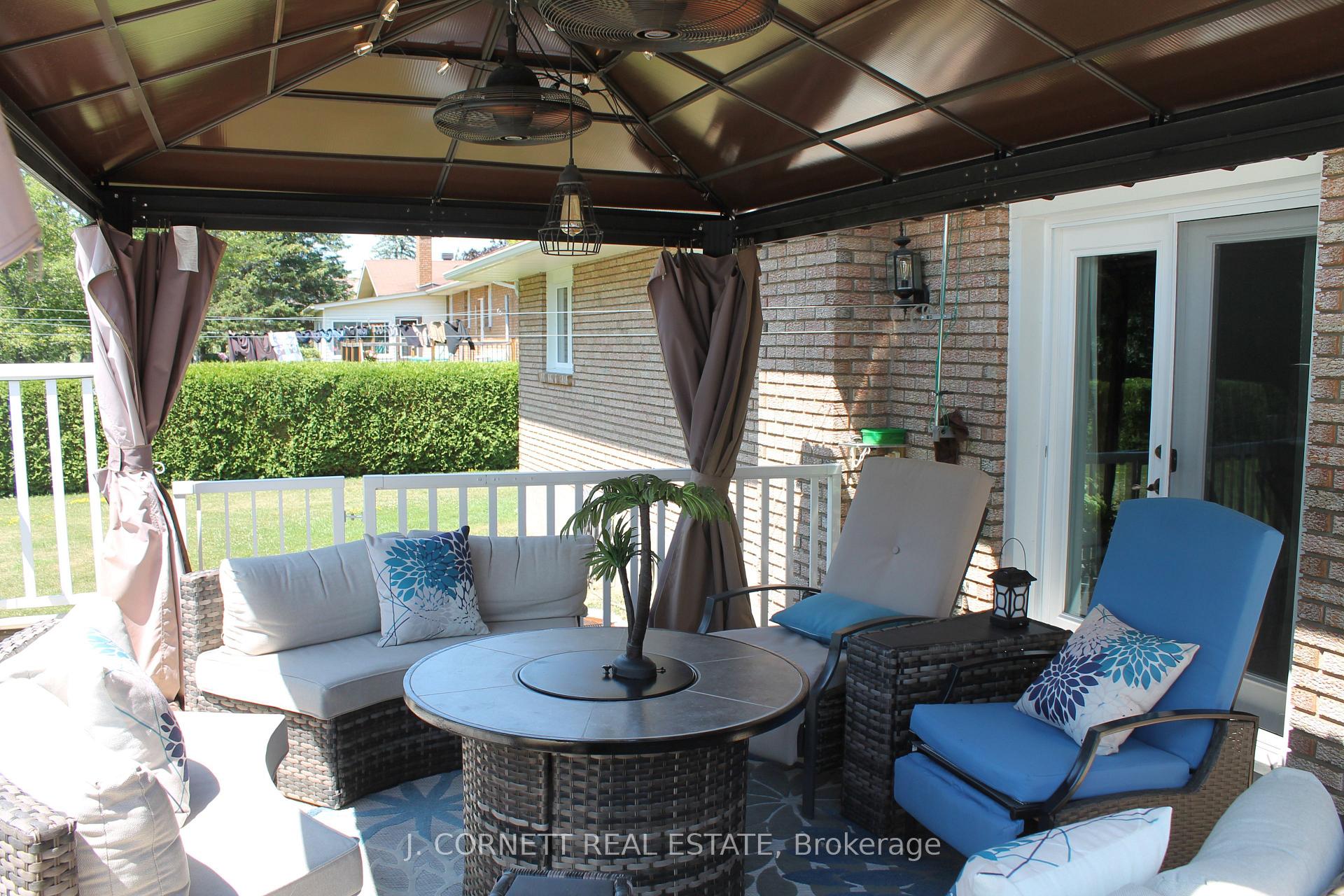 Photo 33 of 3270 Sunnyview Avenue N, Cornwall — HOMEH
