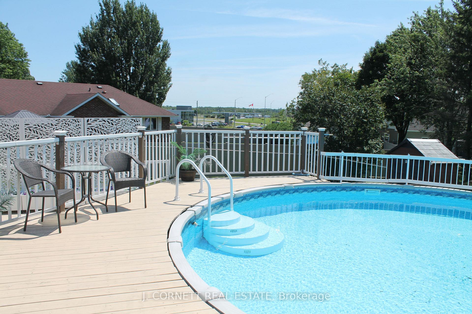 Photo 35 of 3270 Sunnyview Avenue N, Cornwall — HOMEH