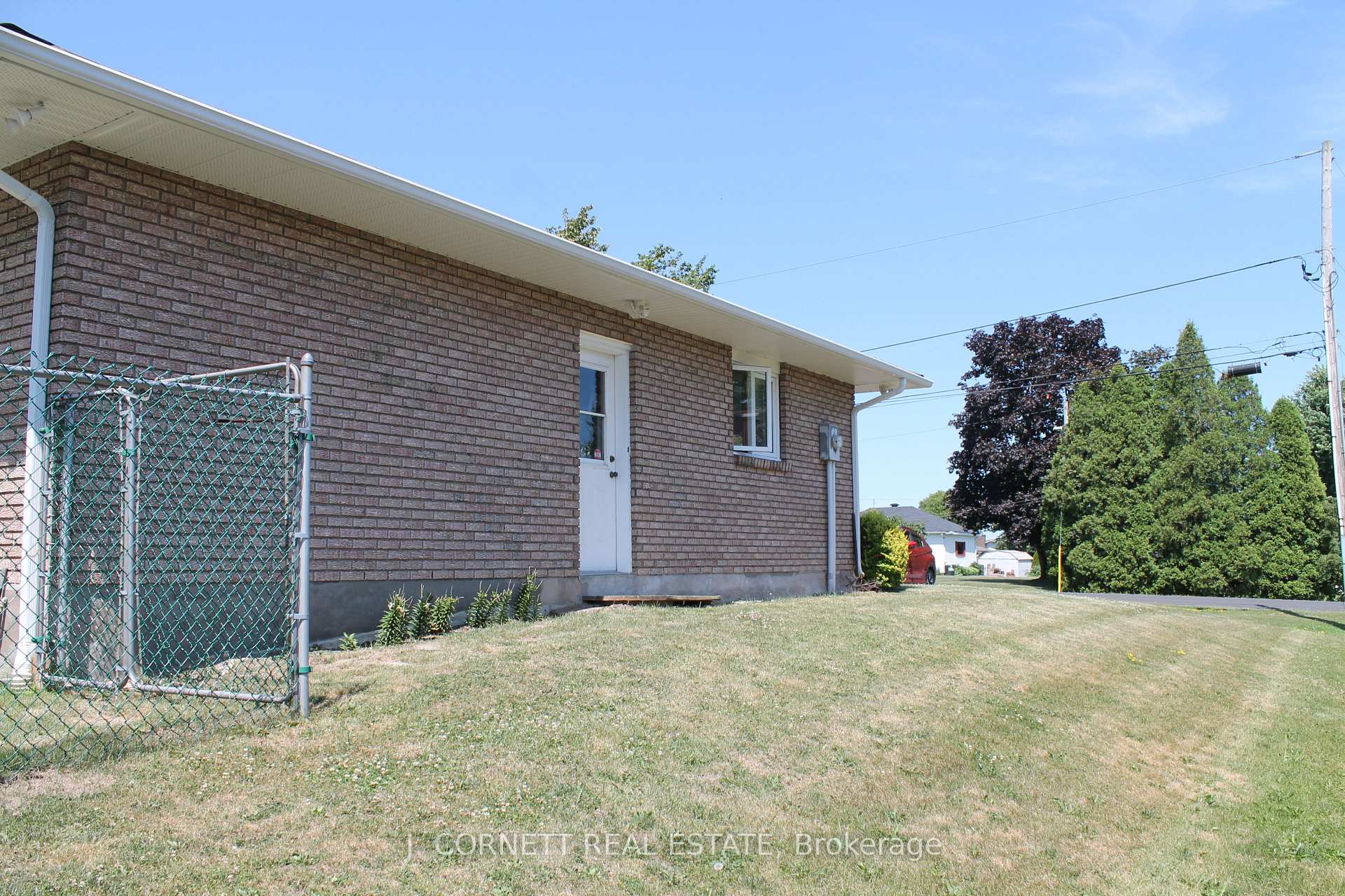 Photo 37 of 3270 Sunnyview Avenue N, Cornwall — HOMEH