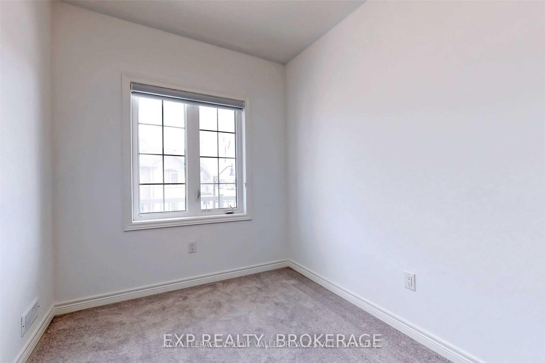 Photo 13 of 4 Haymarket Drive, Brampton, Northwest Brampton — HOMEH
