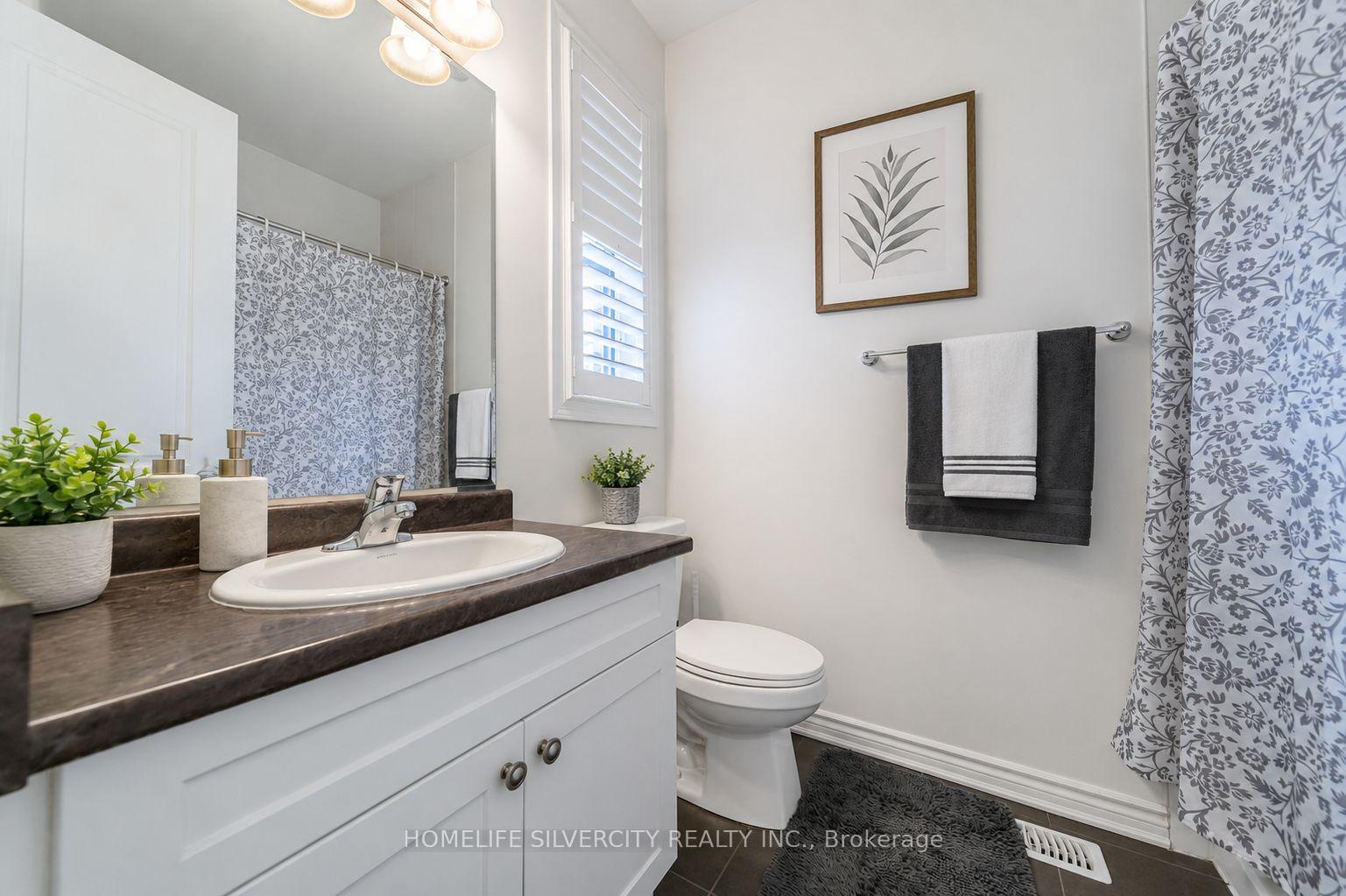 Photo 22 of 124 Benhurst Crescent, Brampton, Northwest Brampton — HOMEH