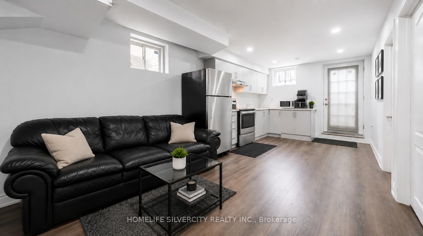 Photo 30 of 124 Benhurst Crescent, Brampton, Northwest Brampton — HOMEH