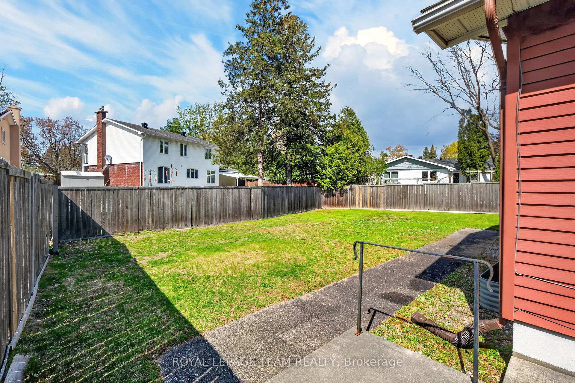 Photo 42 of 21 Lindhurst Crescent, Ottawa, Briargreen — HOMEH