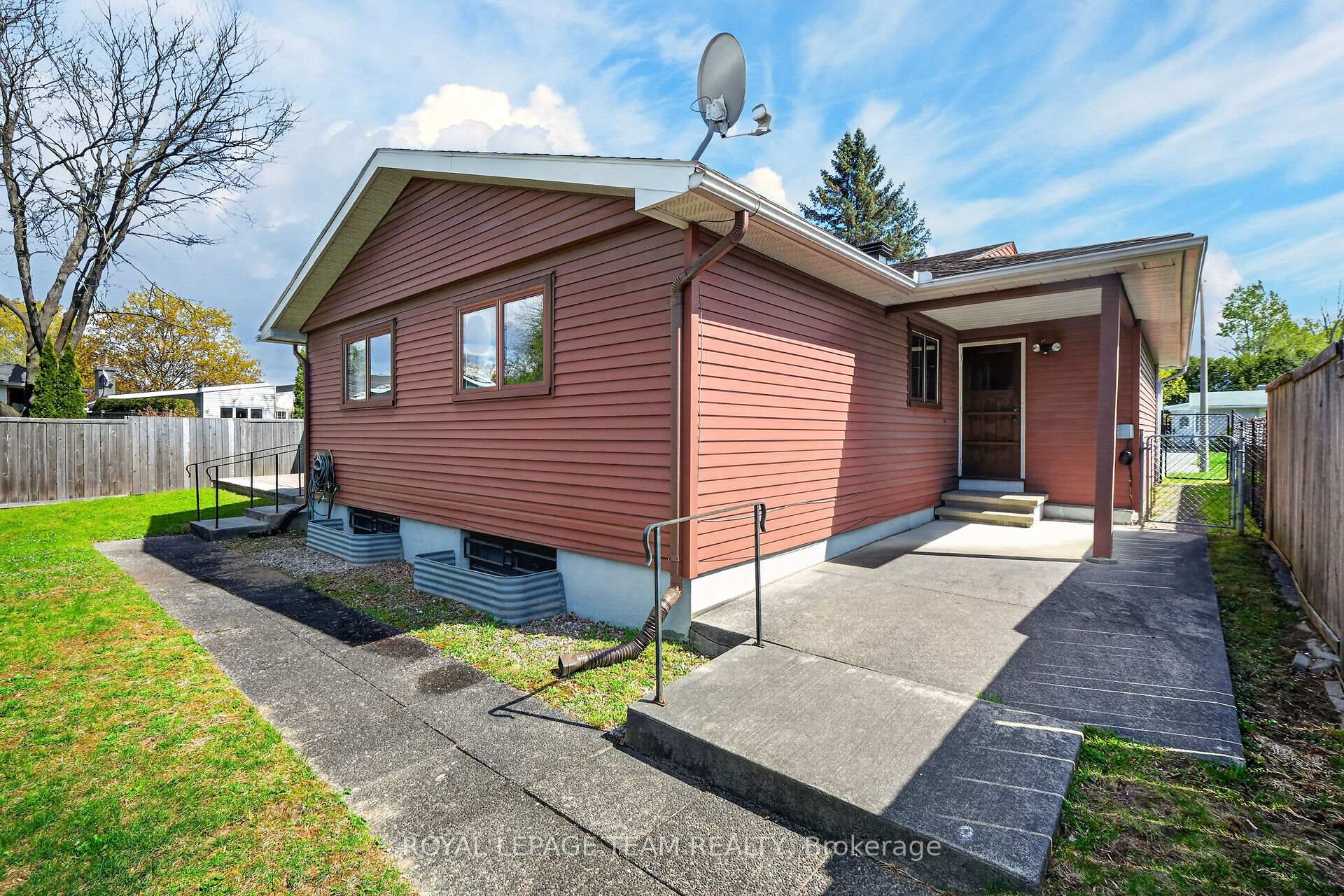 Photo 43 of 21 Lindhurst Crescent, Ottawa, Briargreen — HOMEH