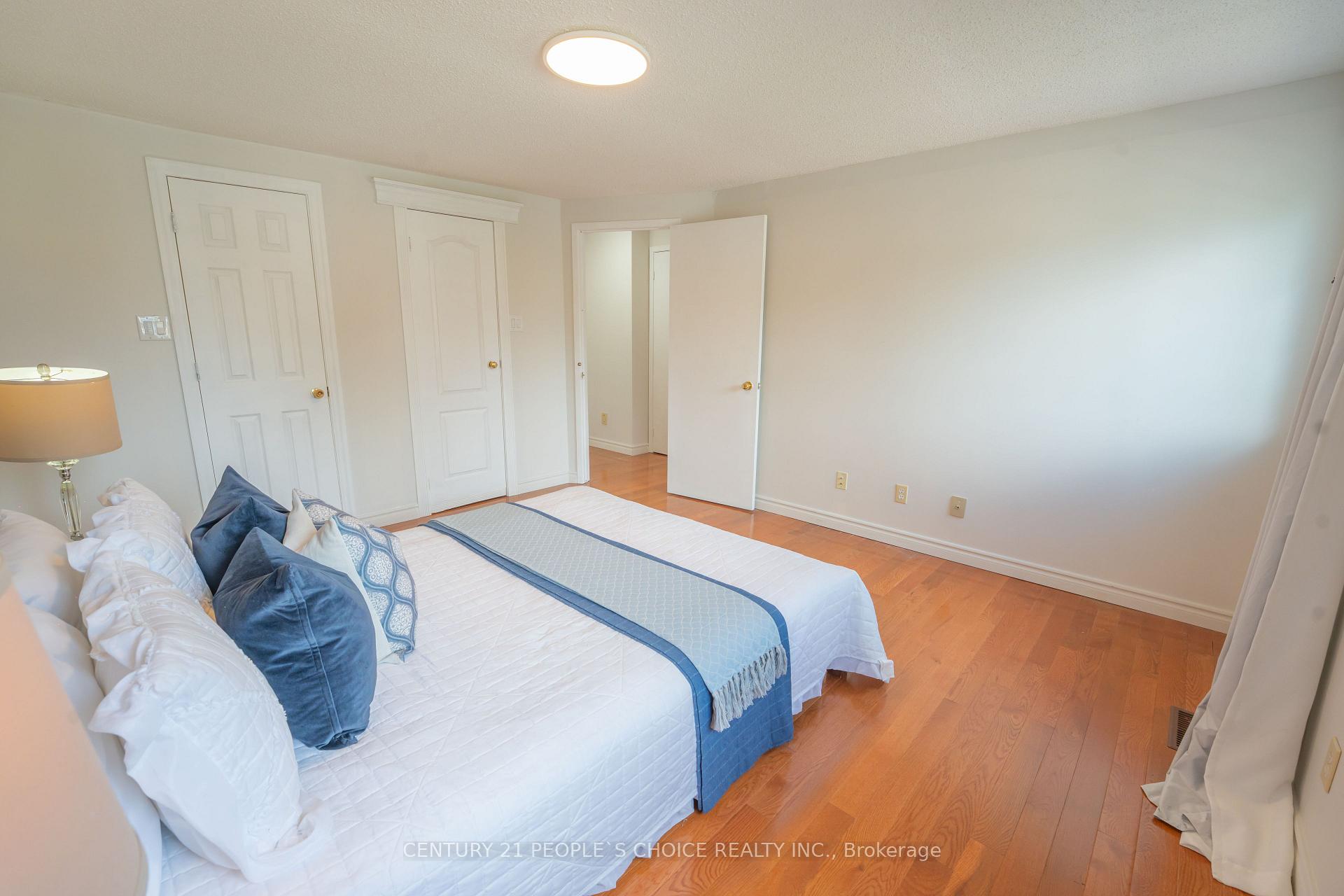 Photo 27 of 2247 Silverbirch Court, Burlington, Headon — HOMEH
