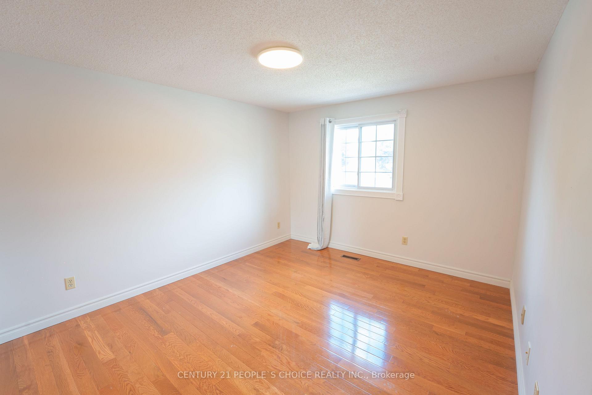 Photo 29 of 2247 Silverbirch Court, Burlington, Headon — HOMEH