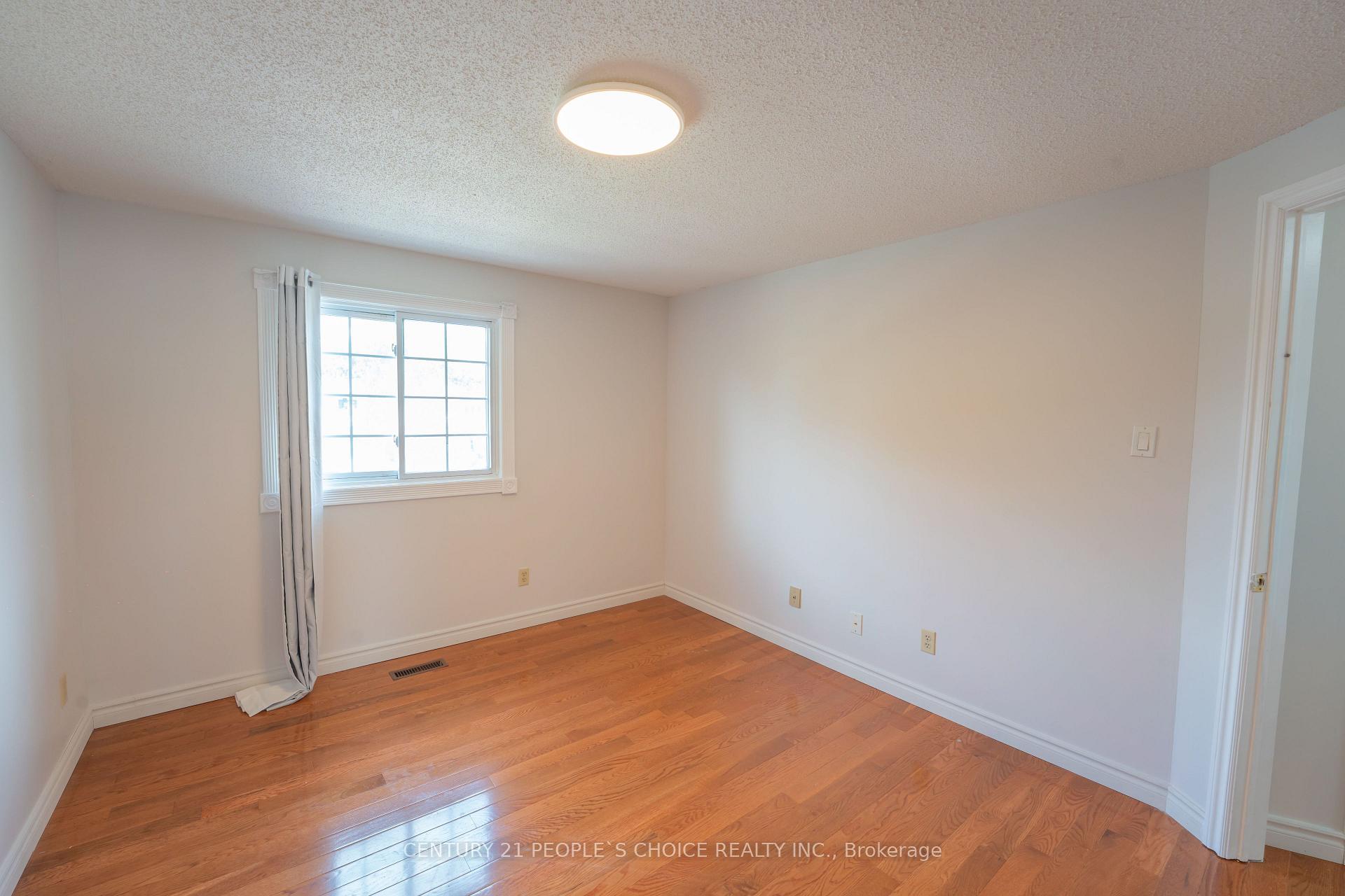 Photo 30 of 2247 Silverbirch Court, Burlington, Headon — HOMEH