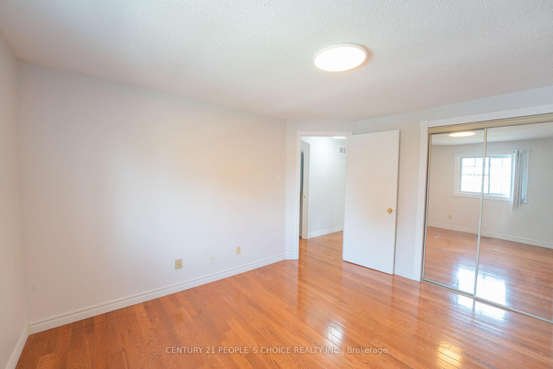 Photo 31 of 2247 Silverbirch Court, Burlington, Headon — HOMEH