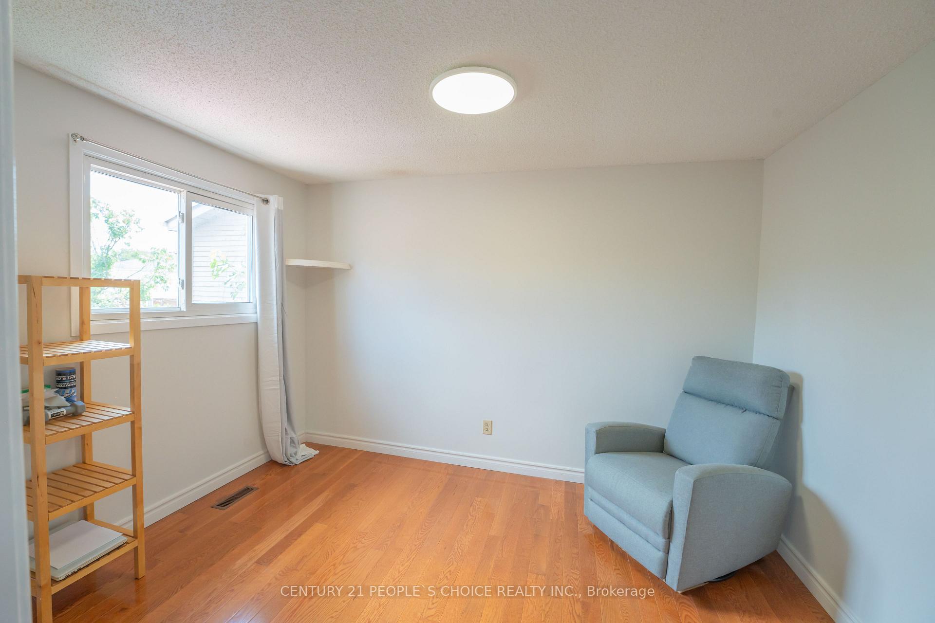 Photo 32 of 2247 Silverbirch Court, Burlington, Headon — HOMEH