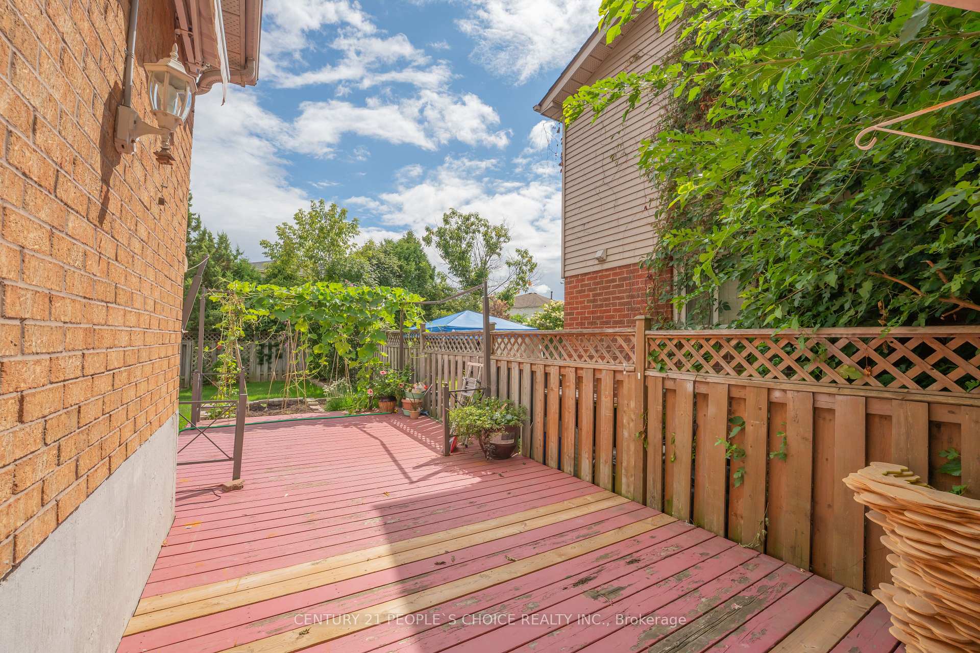 Photo 44 of 2247 Silverbirch Court, Burlington, Headon — HOMEH