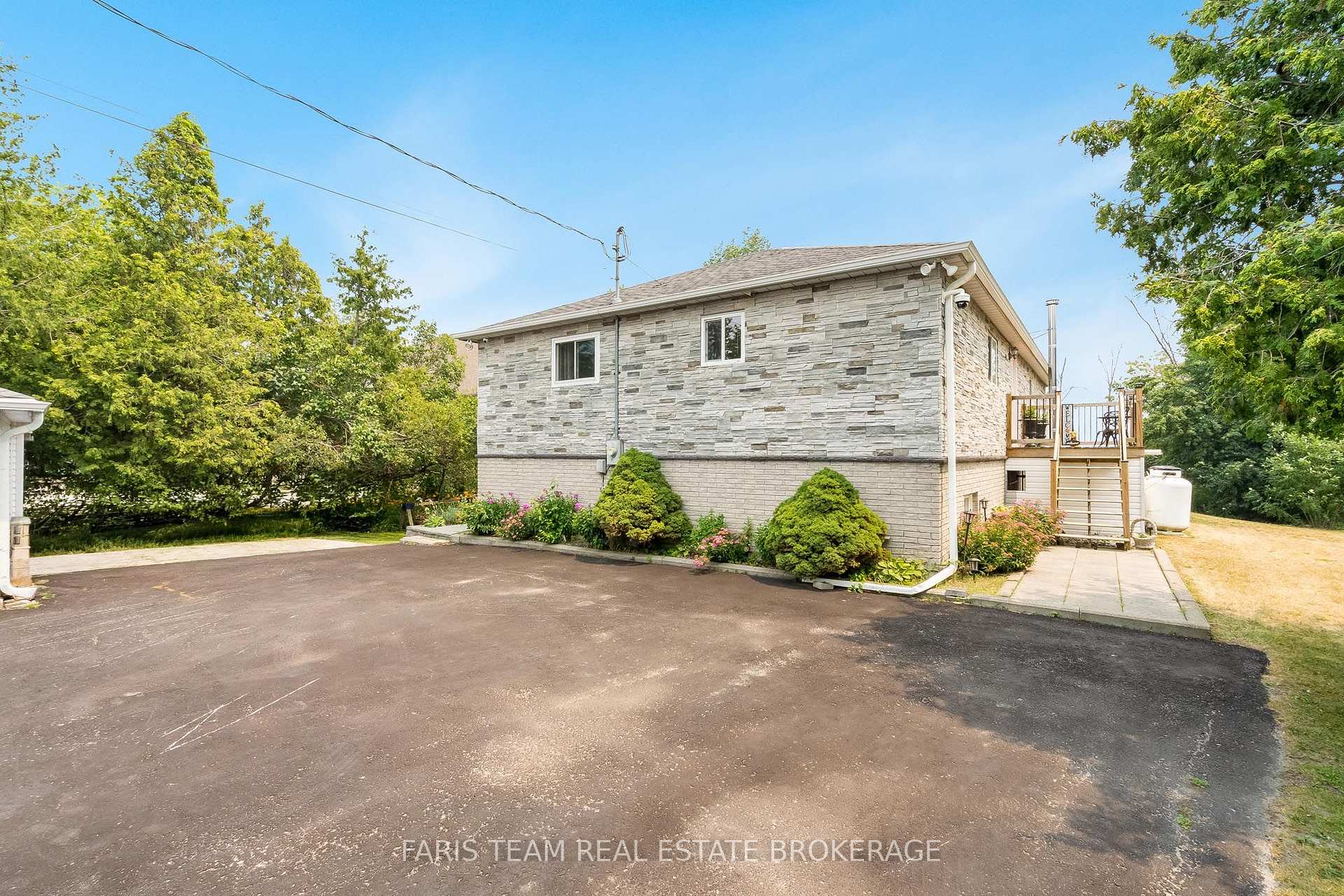 Photo 5 of 93 Silver Birch Crescent, Tay, Port McNicoll — HOMEH