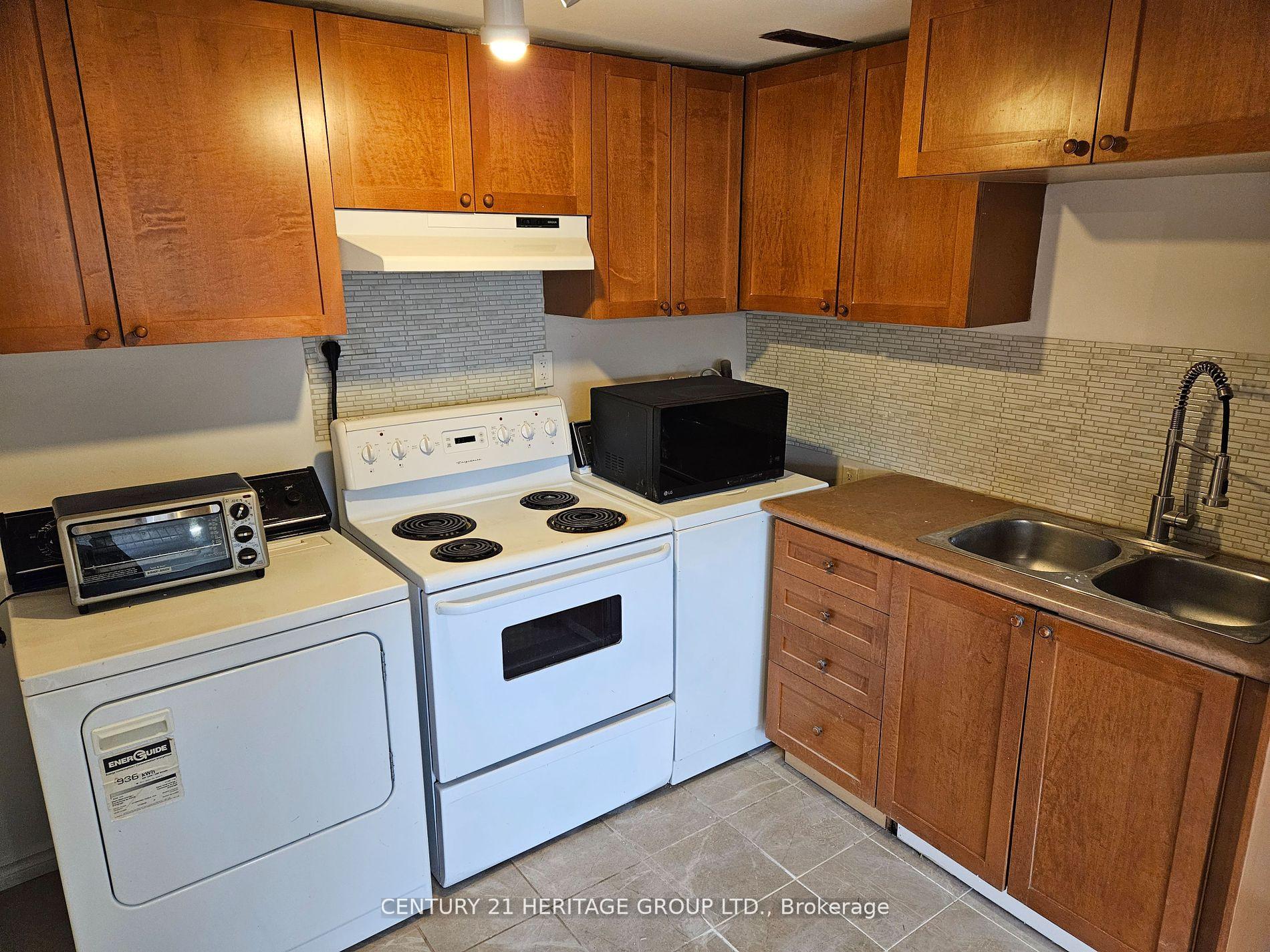 Photo 2 of Unit Bsmt, 6 Dingley Court, Ajax, Central West — HOMEH
