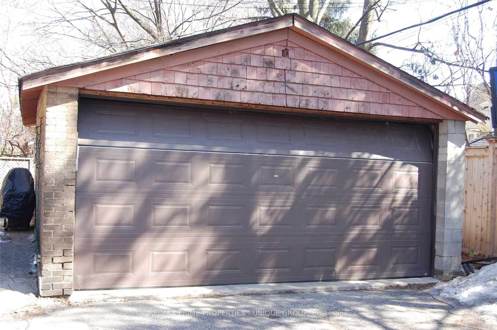 Photo 28 of Unit Upper, 39 Whitehall Road, Toronto, Rosedale-Moore Park — HOMEH