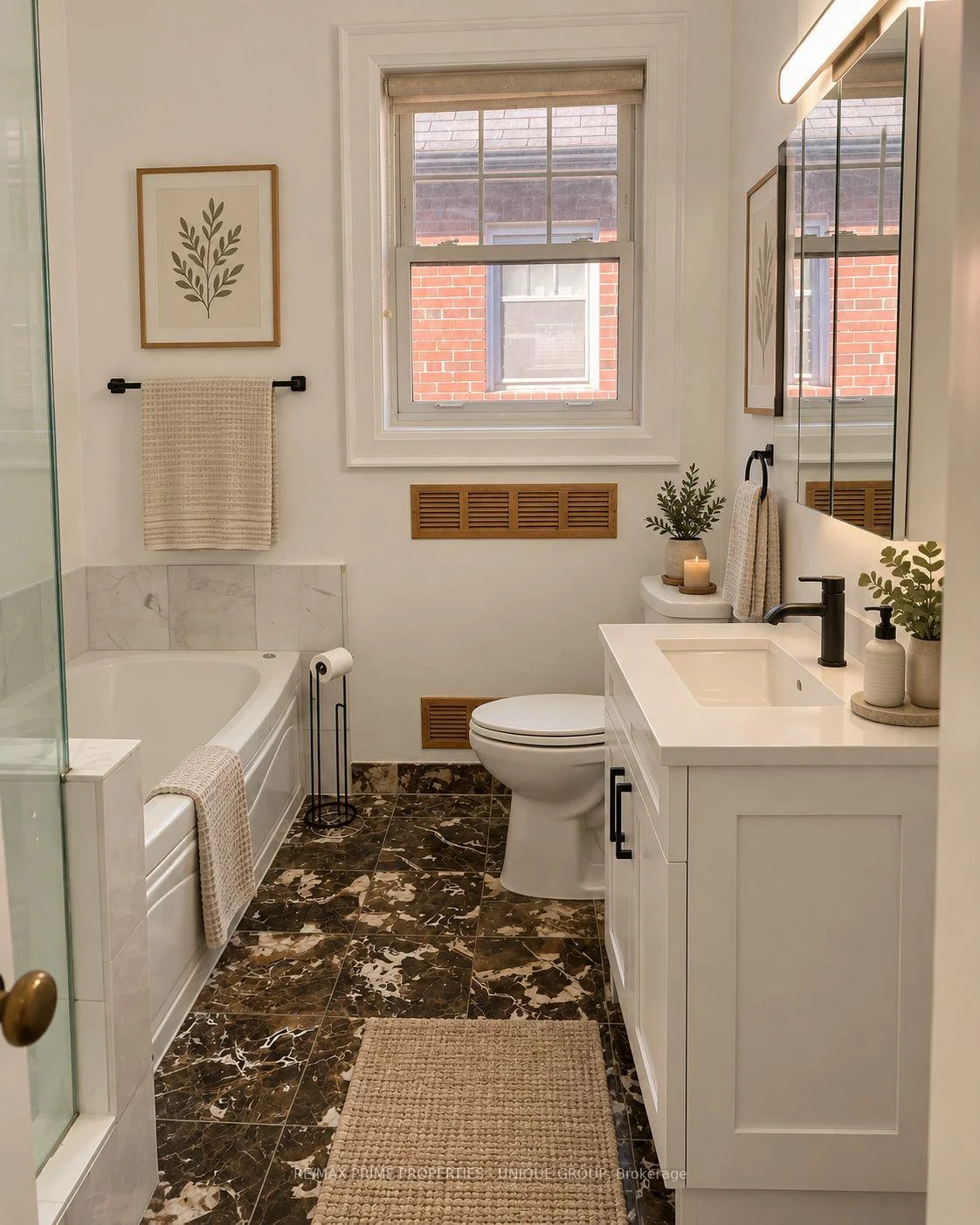 Photo 17 of Unit Upper, 39 Whitehall Road, Toronto, Rosedale-Moore Park — HOMEH