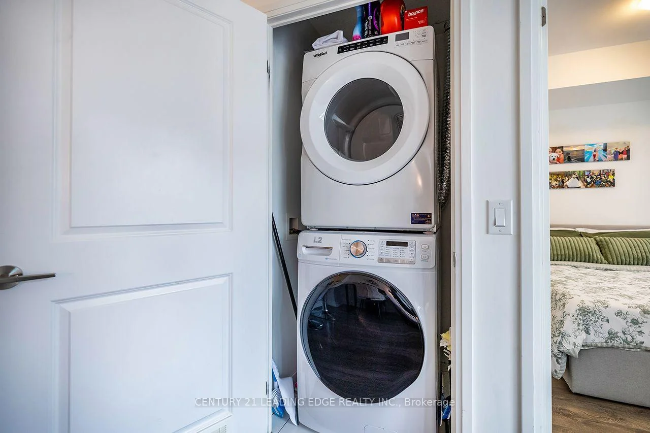 Photo 10 of Unit 728, 99 Eagle Rock Way, Vaughan, Rural Vaughan — HOMEH