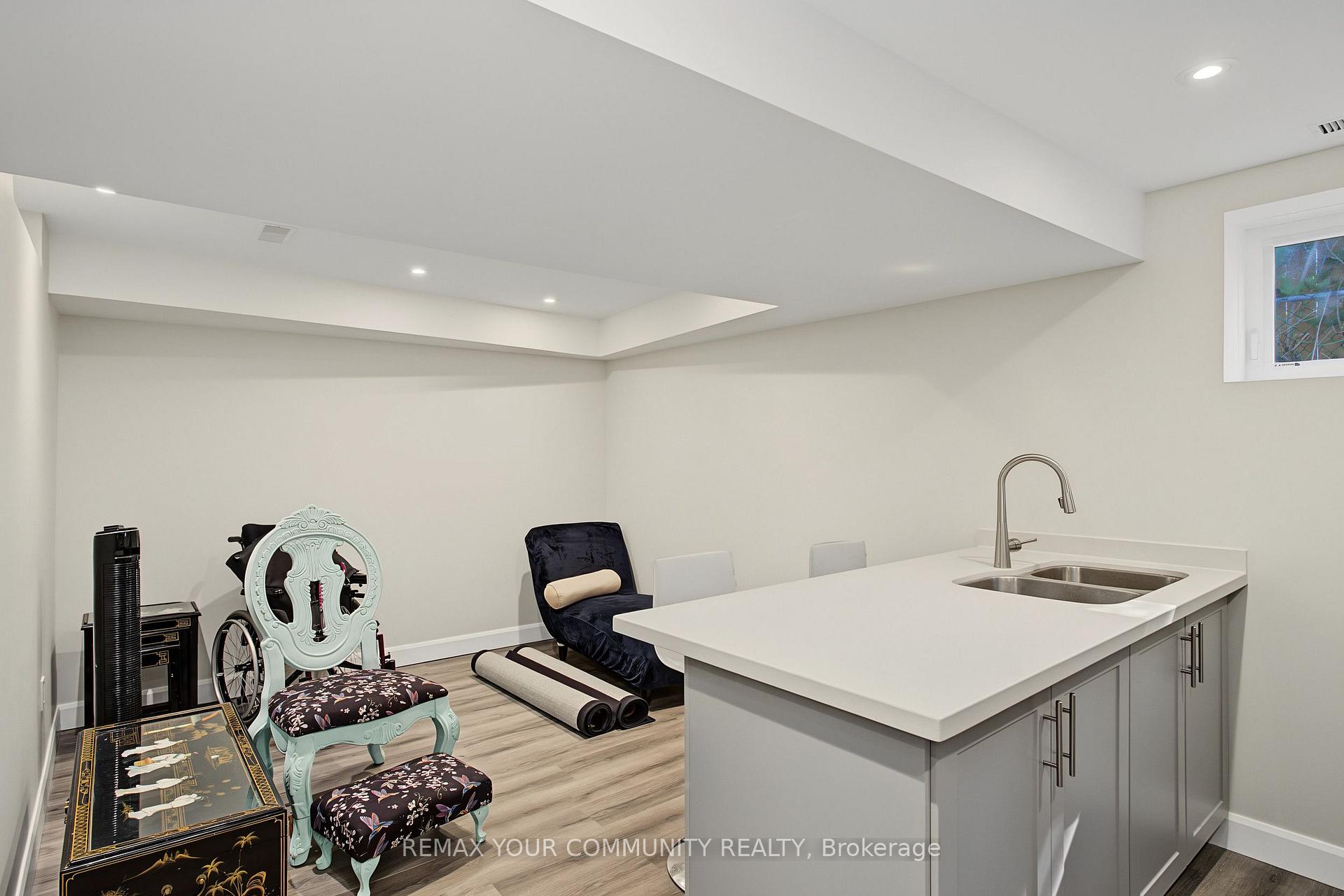 Photo 24 of 1111 King Street E, Oshawa, Donevan — HOMEH