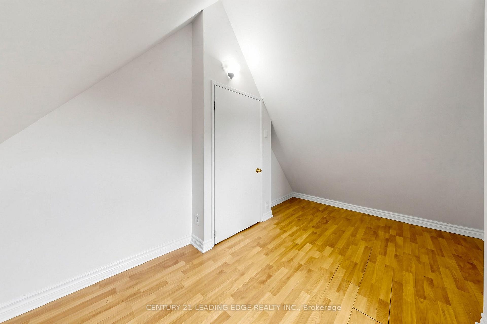 Photo 17 of 1132 Dufferin Street, Toronto, Dovercourt-Wallace Emerson-Junction — HOMEH