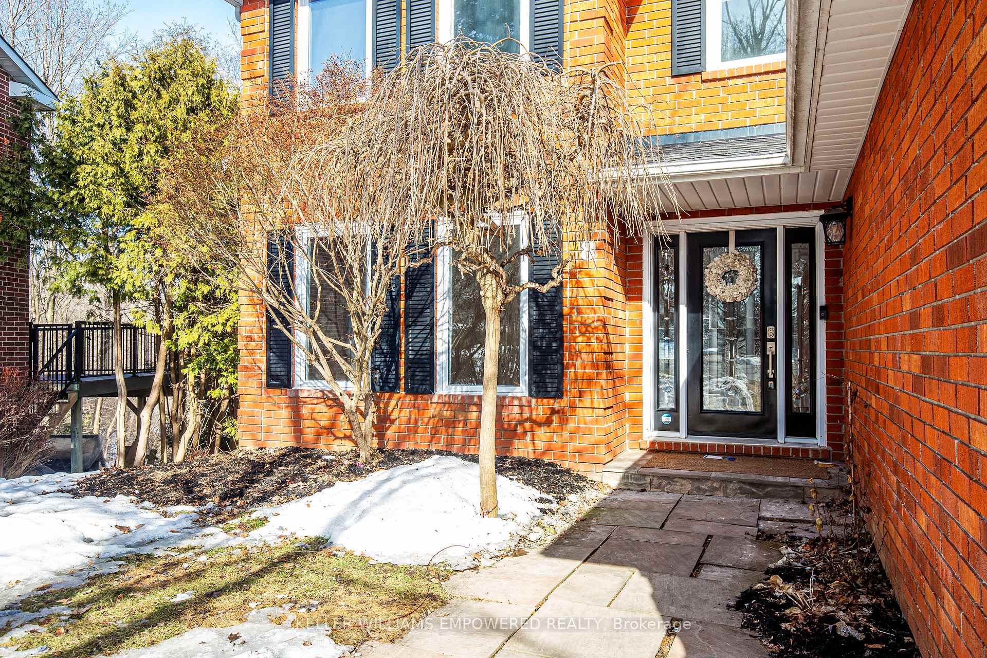 Photo 2 of Unit Main, 8 Grace Court, Caledon, Bolton North — HOMEH