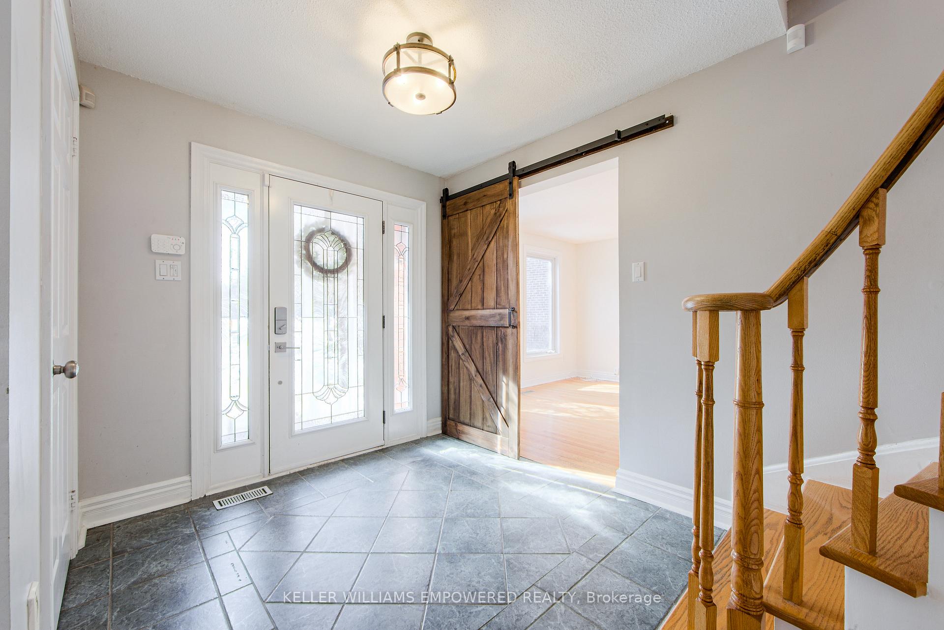 Photo 4 of Unit Main, 8 Grace Court, Caledon, Bolton North — HOMEH