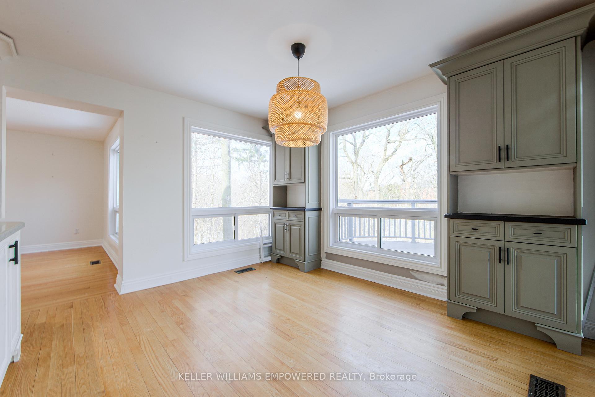 Photo 11 of Unit Main, 8 Grace Court, Caledon, Bolton North — HOMEH