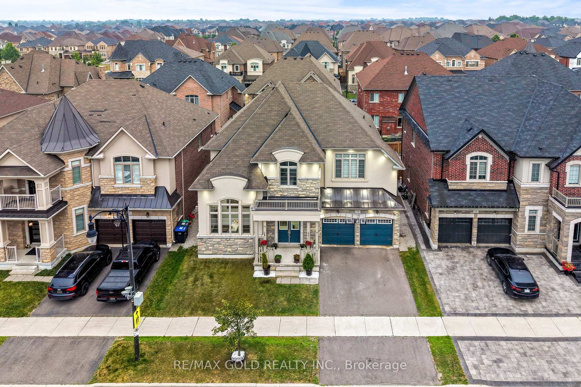Photo 1 of 73 Squire Ellis Drive, Brampton, Toronto Gore Rural Estate — HOMEH