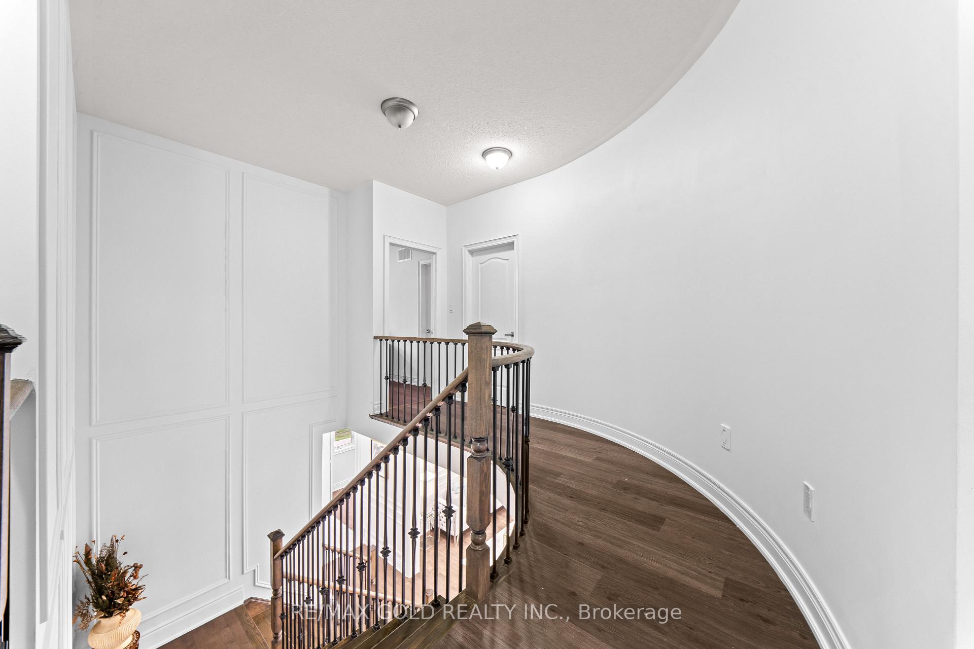Photo 16 of 73 Squire Ellis Drive, Brampton, Toronto Gore Rural Estate — HOMEH