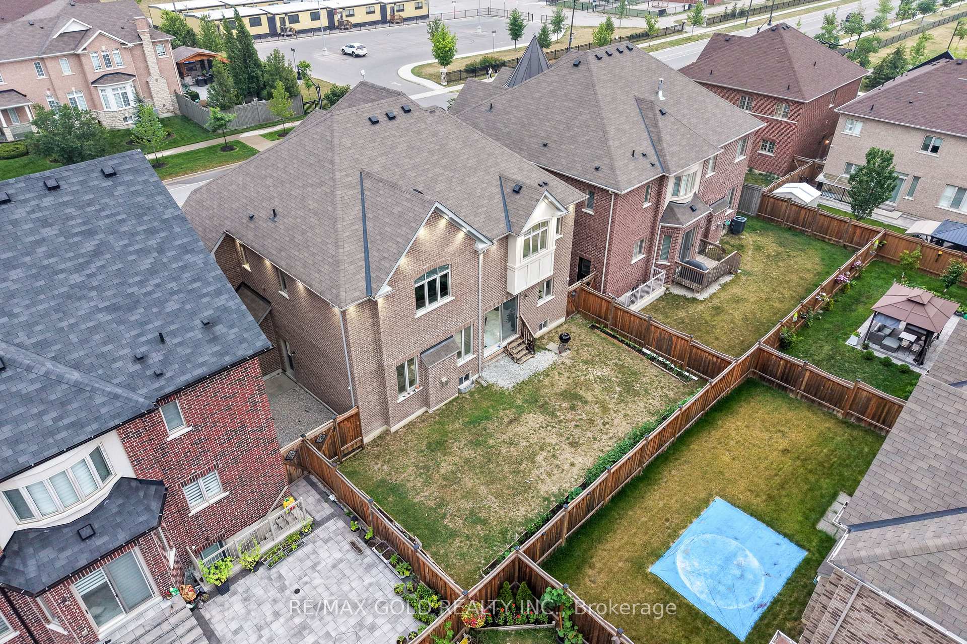 Photo 27 of 73 Squire Ellis Drive, Brampton, Toronto Gore Rural Estate — HOMEH