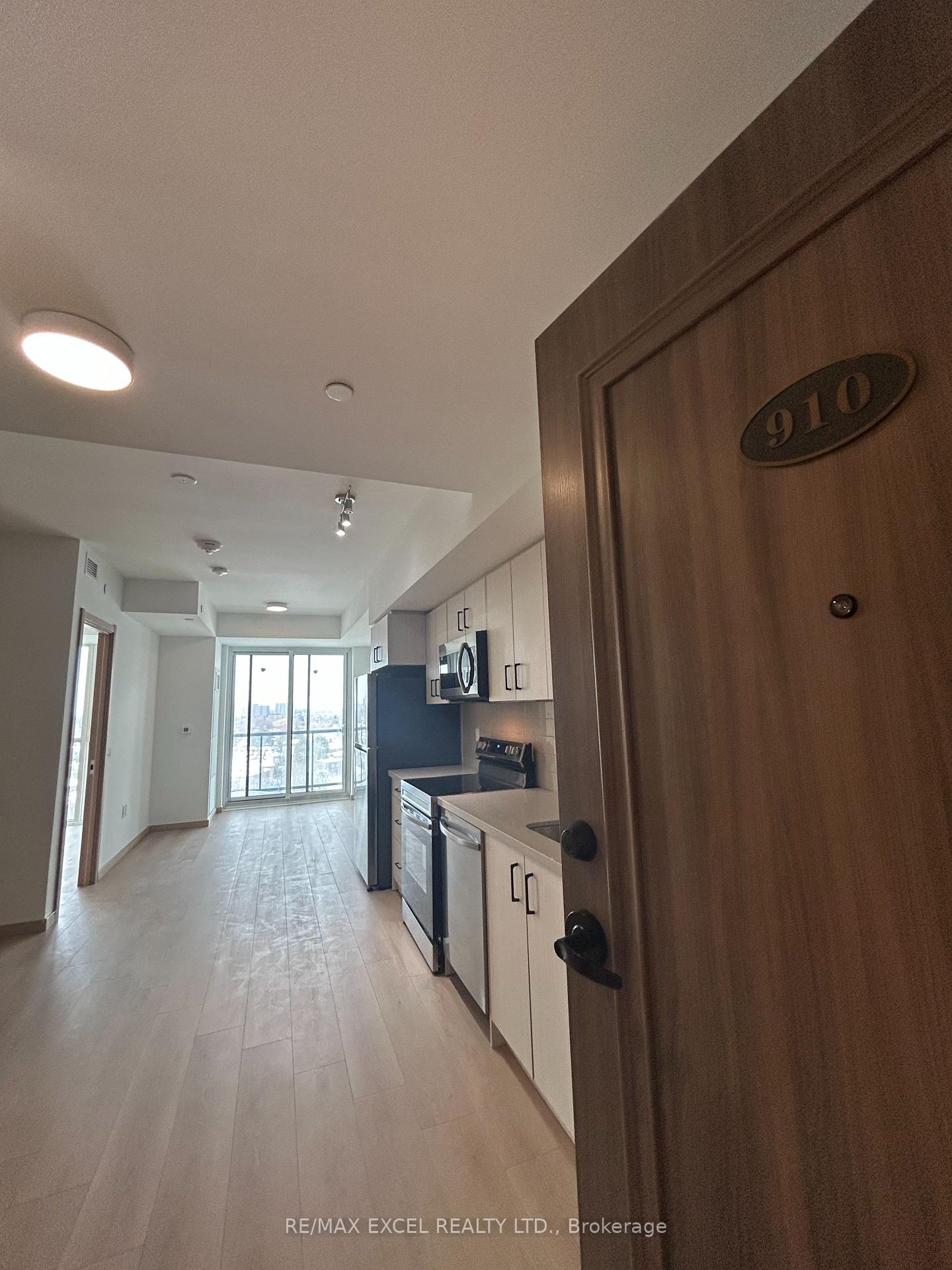 Photo 12 of Unit 910, 3429 Sheppard Avenue E, Scarborough, Tam O'Shanter-Sullivan — HOMEH