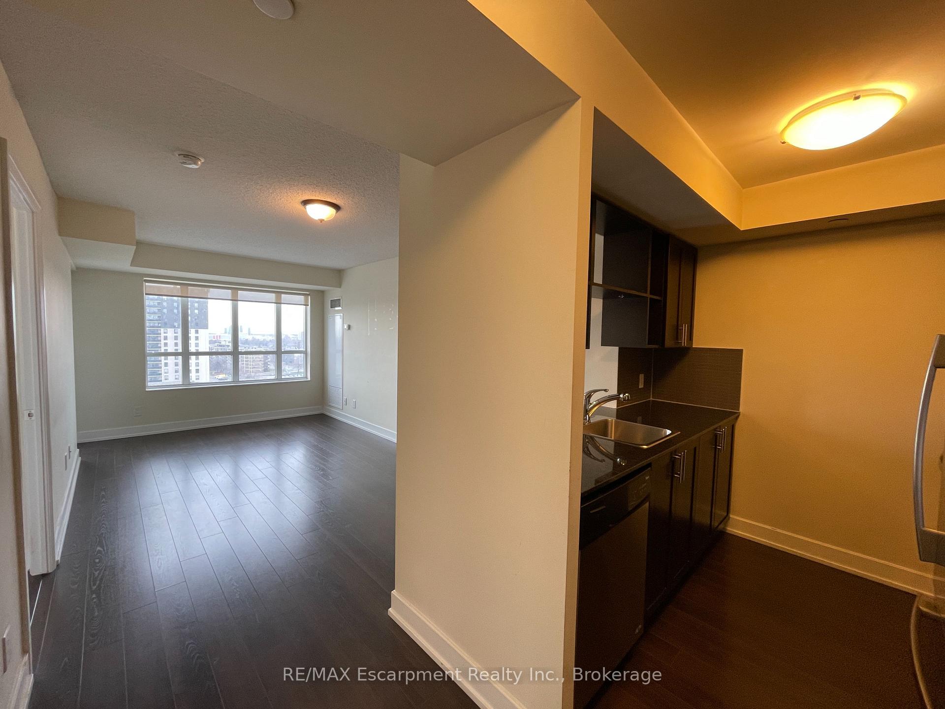 Photo 5 of Unit 907, 6 Eva Road, Etobicoke, Etobicoke West Mall — HOMEH