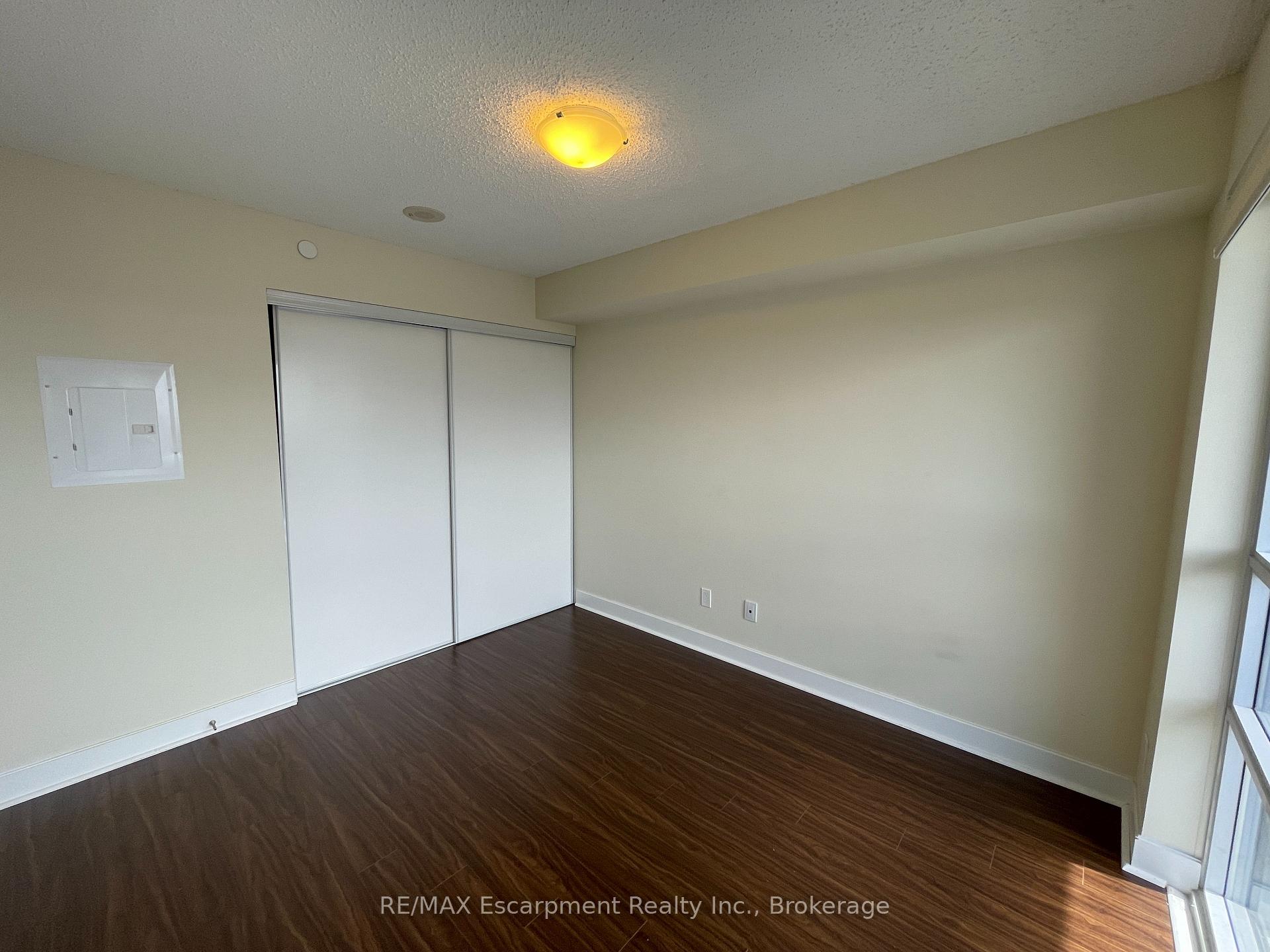 Photo 24 of Unit 907, 6 Eva Road, Etobicoke, Etobicoke West Mall — HOMEH