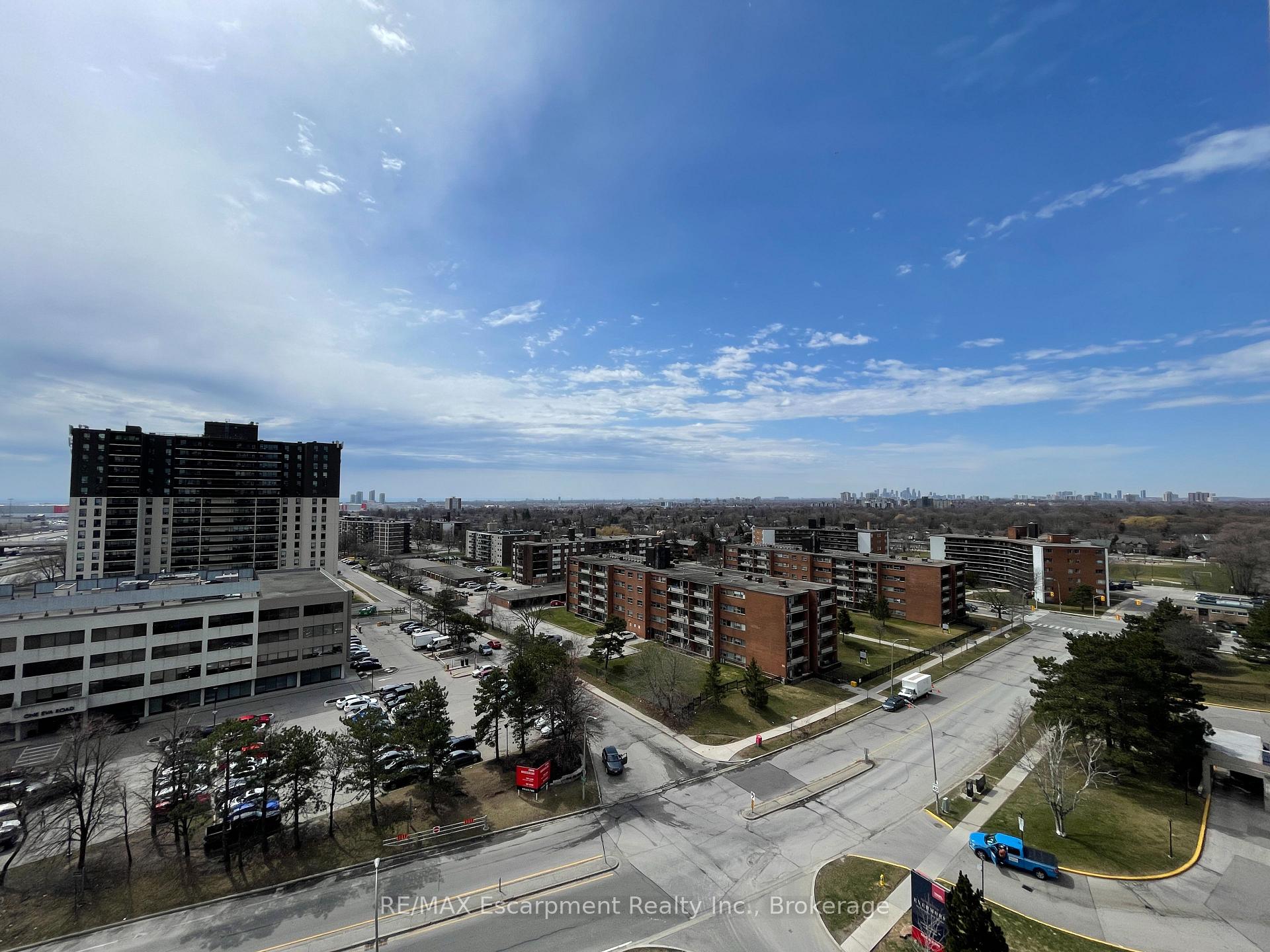 Photo 34 of Unit 907, 6 Eva Road, Etobicoke, Etobicoke West Mall — HOMEH