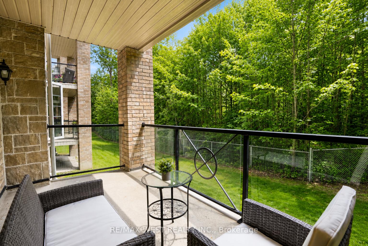 Photo 7 of Unit 110, 41 Ferndale Drive S, Barrie, Ardagh — HOMEH