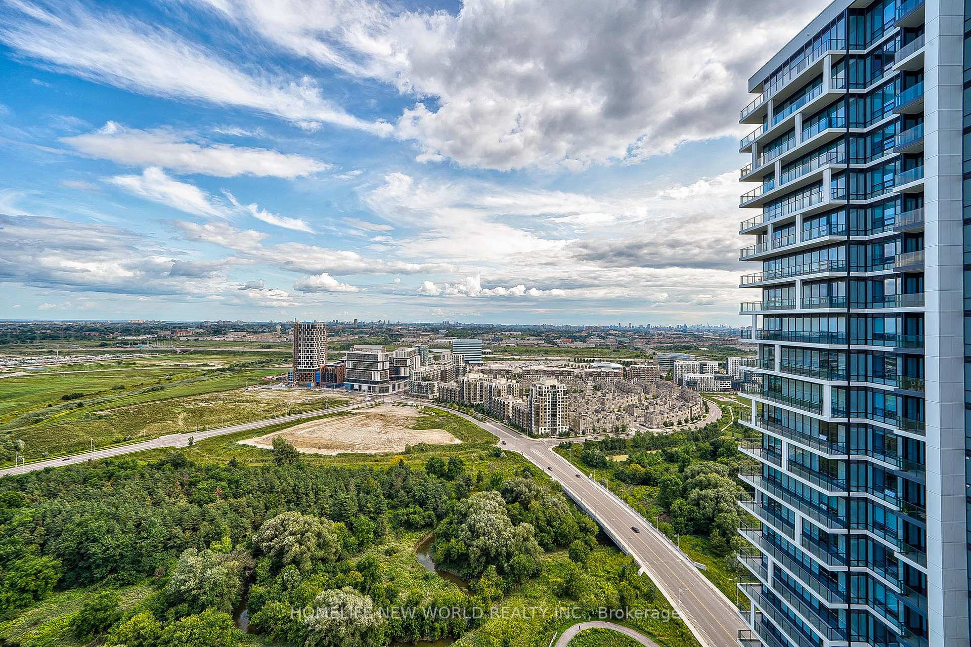 Photo 37 of Unit 3905, 18 Water Walk Drive, Markham, Unionville — HOMEH