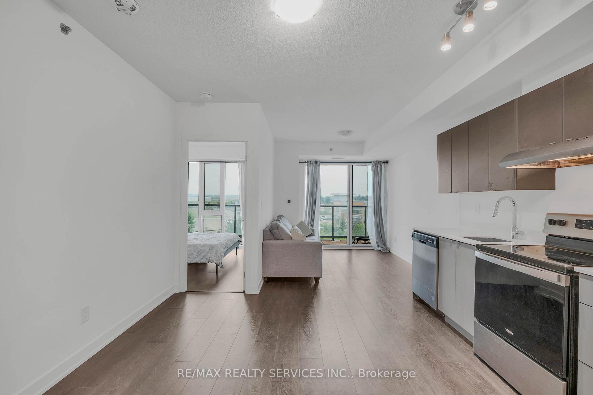 Photo 8 of Unit A412, 3210 Dakota Common, Burlington, Alton — HOMEH