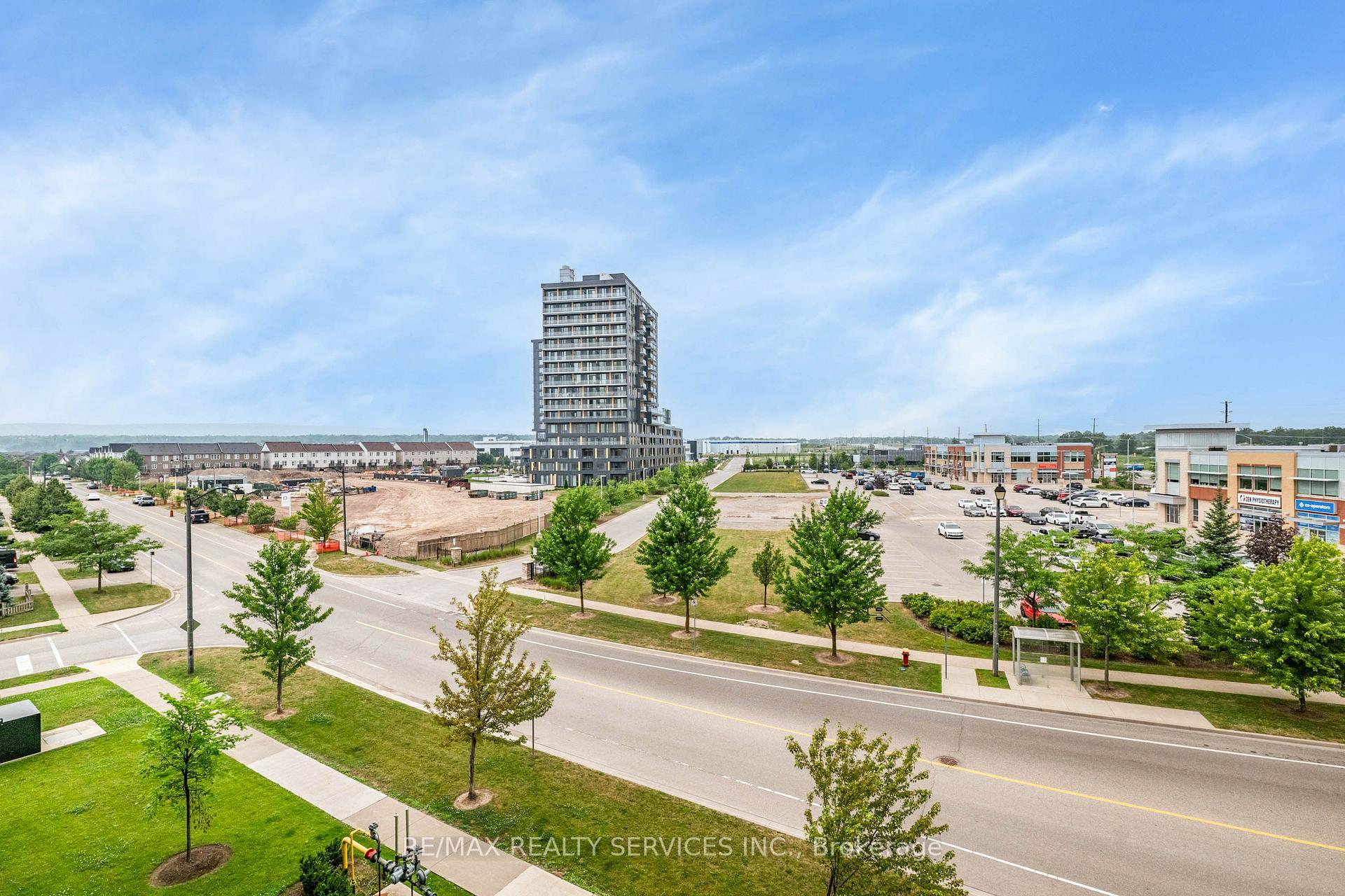 Photo 24 of Unit A412, 3210 Dakota Common, Burlington, Alton — HOMEH