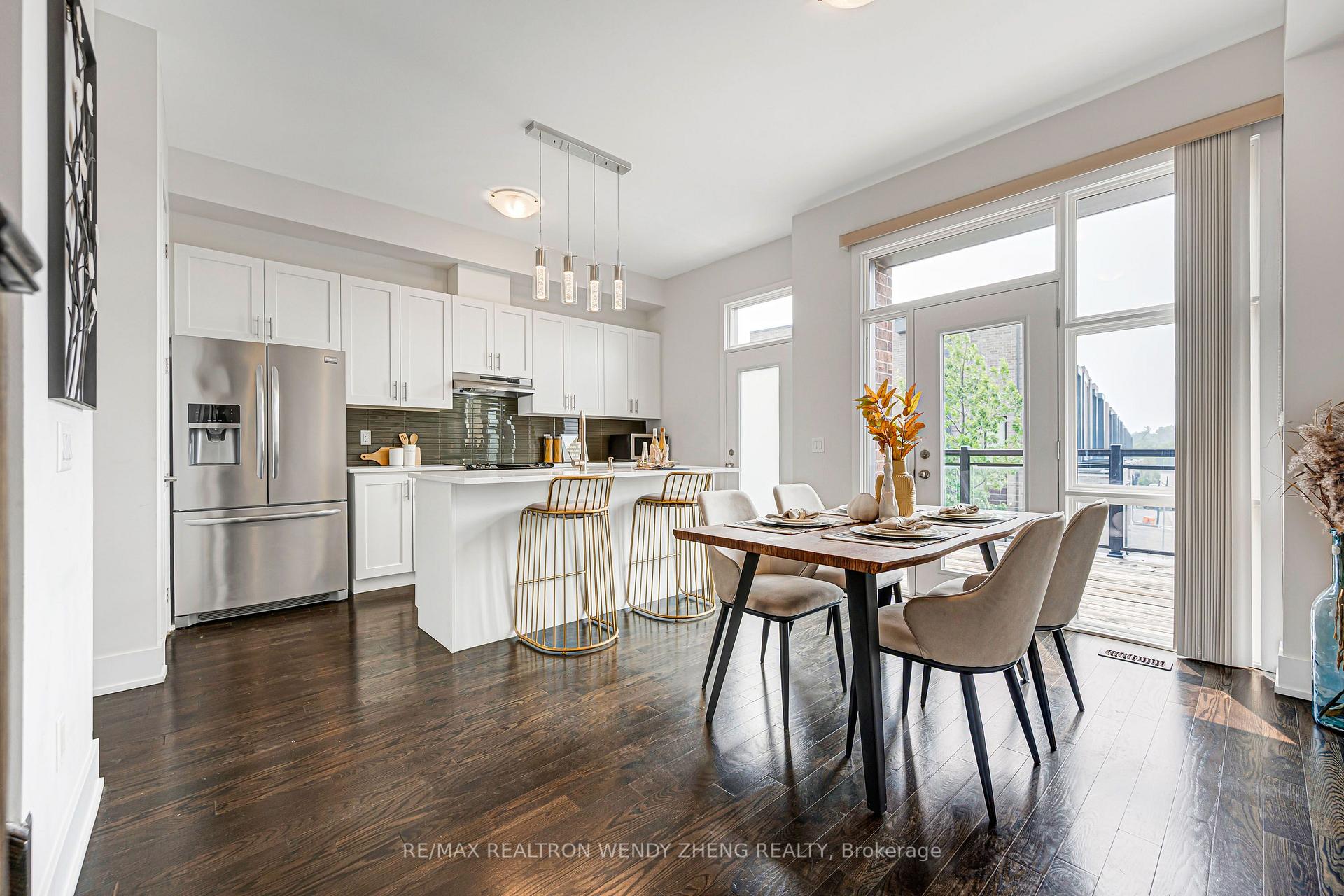 Photo 5 of 9184 Bathurst Street, Vaughan, Patterson — HOMEH