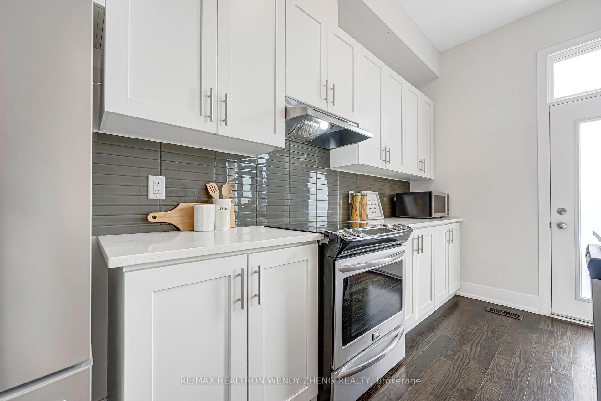 Photo 9 of 9184 Bathurst Street, Vaughan, Patterson — HOMEH